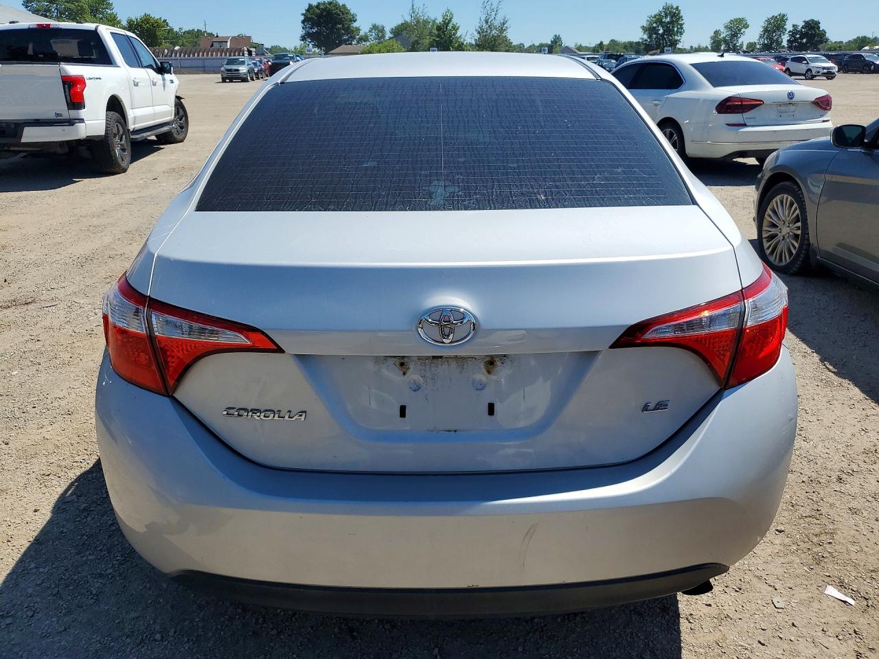 2015 Toyota Corolla L Silver vin: 2T1BURHE8FC455923