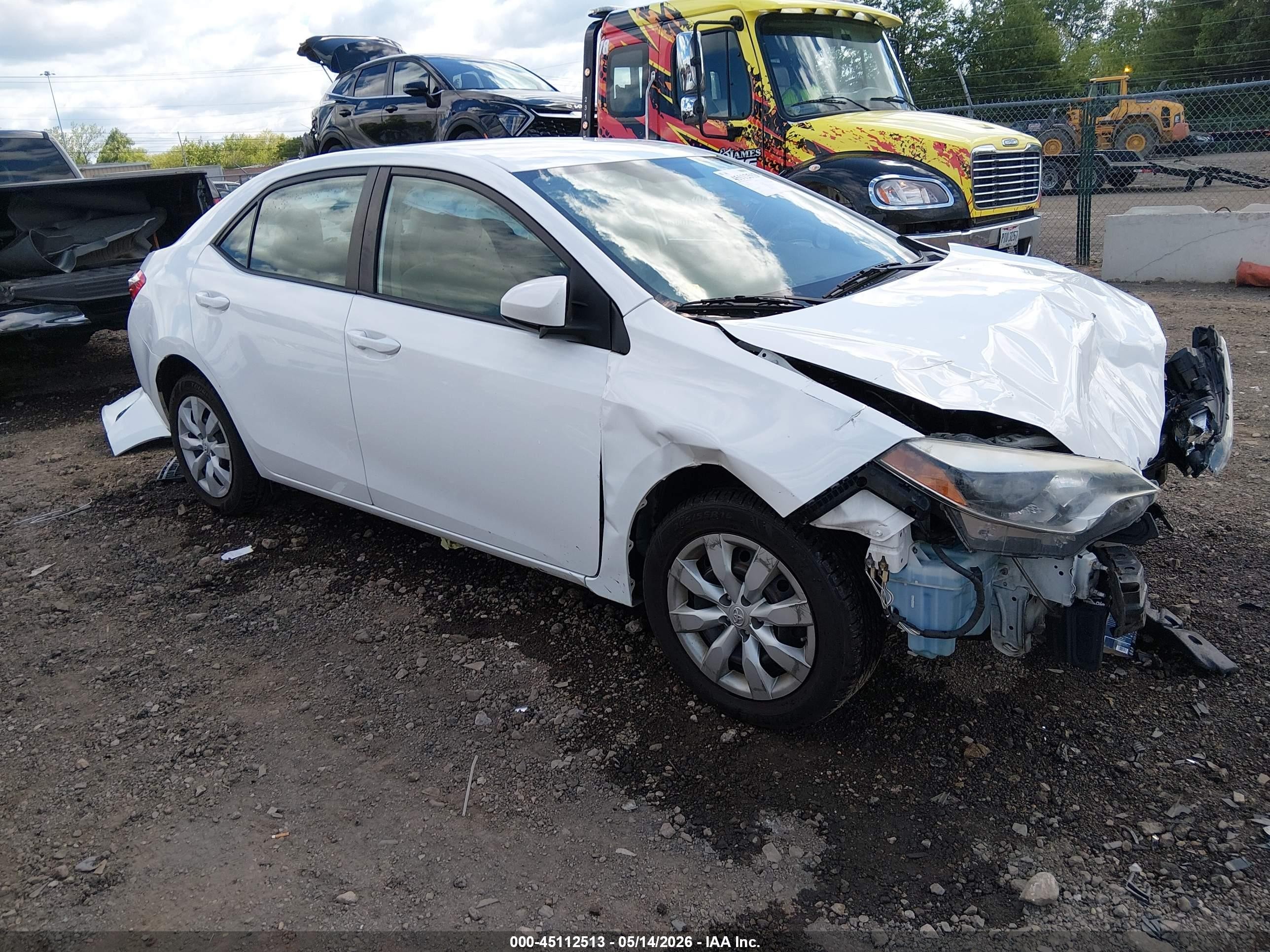 2015 Toyota Corolla Le Белый vin: 2T1BURHE8FC458904