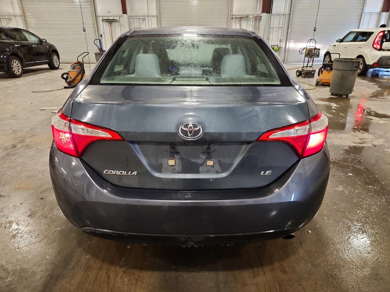 2015 Toyota Corolla Le Gray vin: 2T1BURHE8FC467554