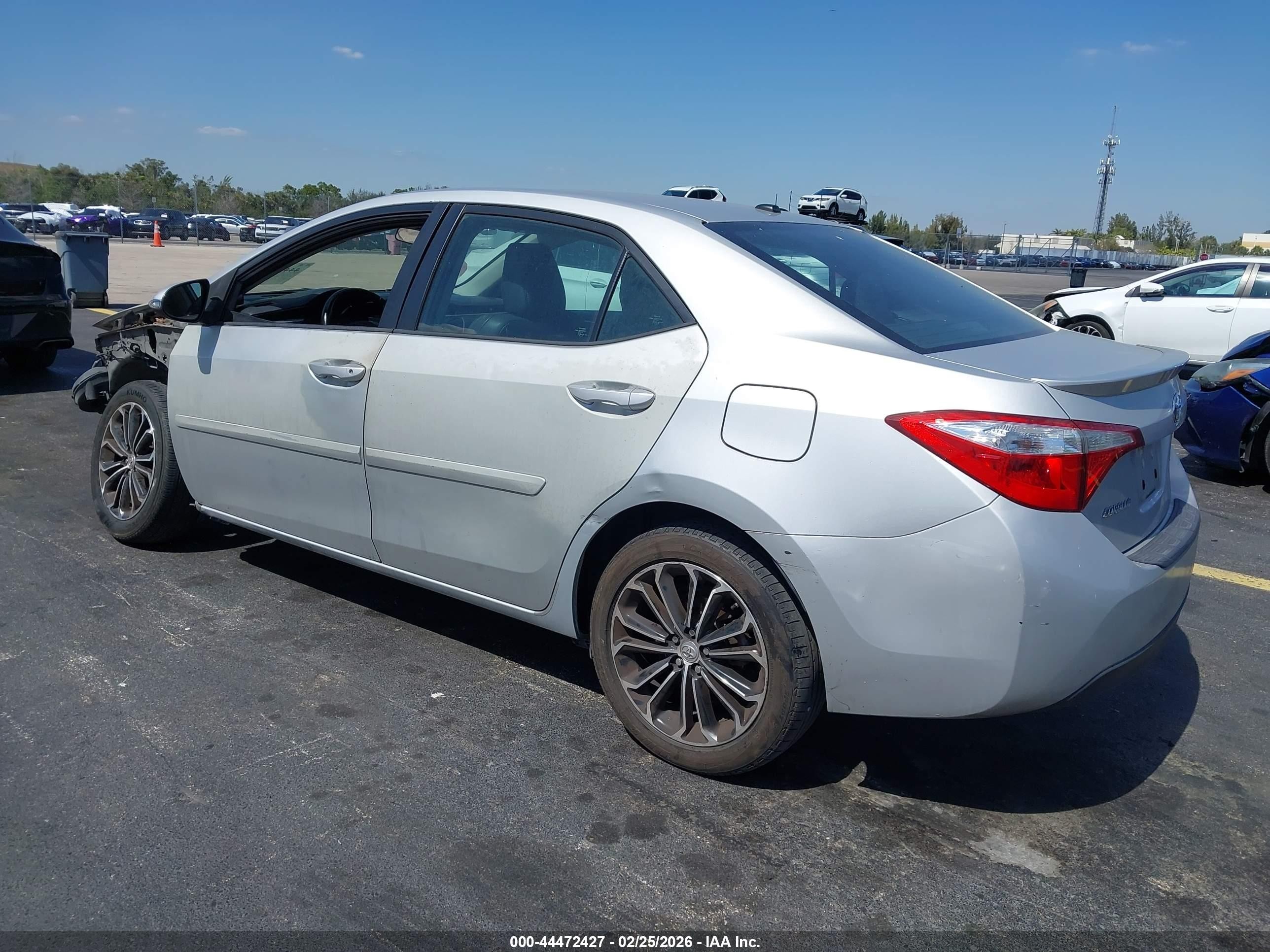 2016 Toyota Corolla S Plus Silver vin: 2T1BURHE8GC568479