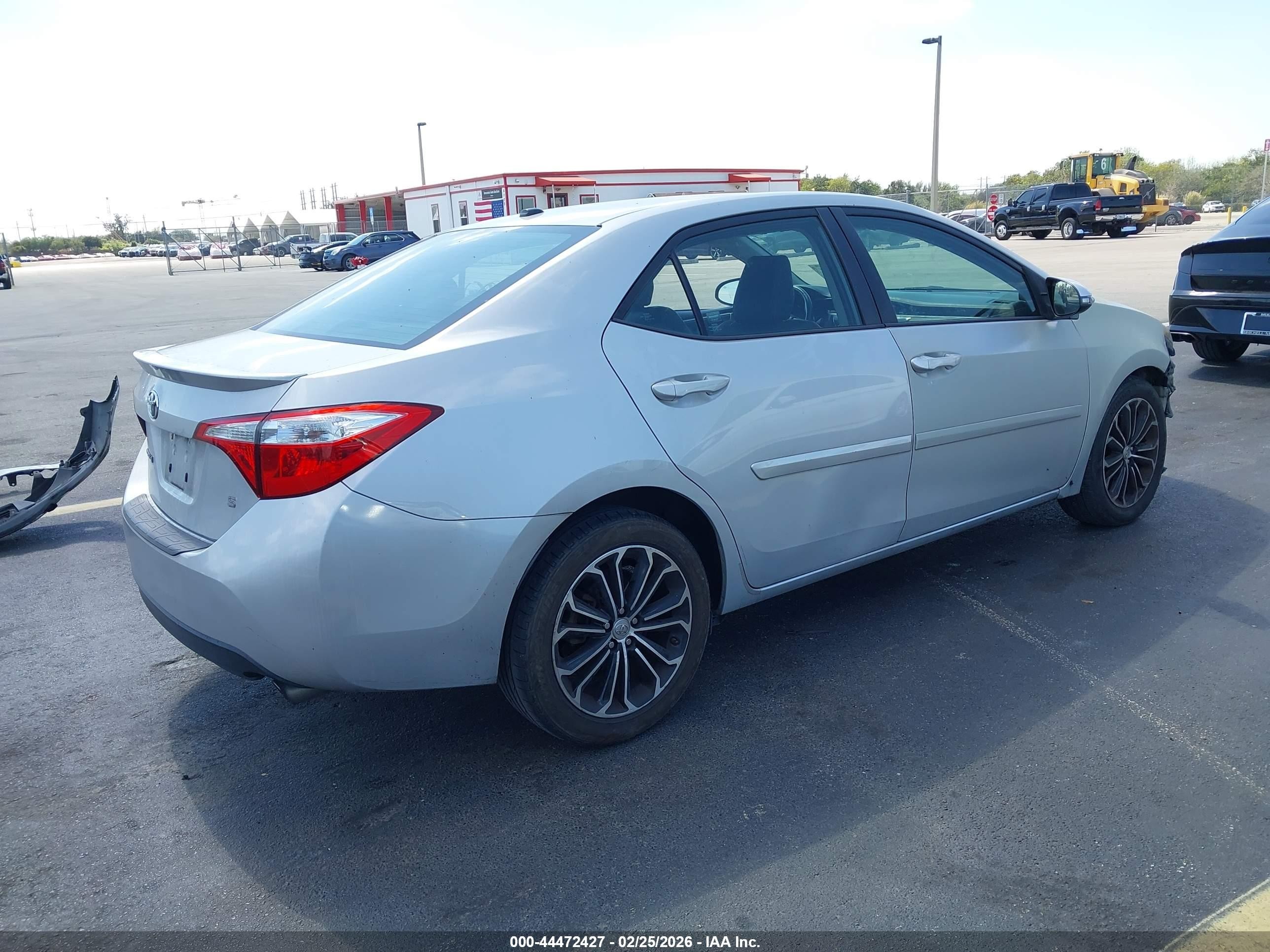 2016 Toyota Corolla S Plus Silver vin: 2T1BURHE8GC568479