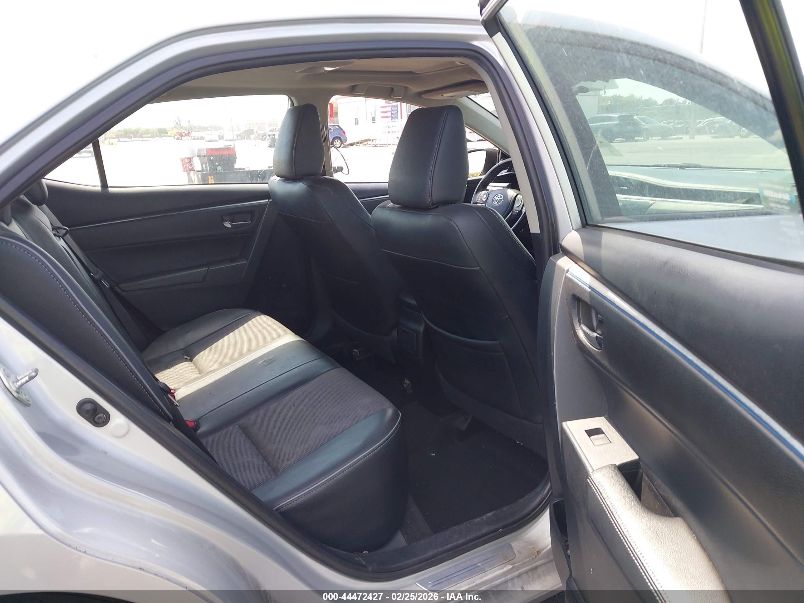 2016 Toyota Corolla S Plus Silver vin: 2T1BURHE8GC568479