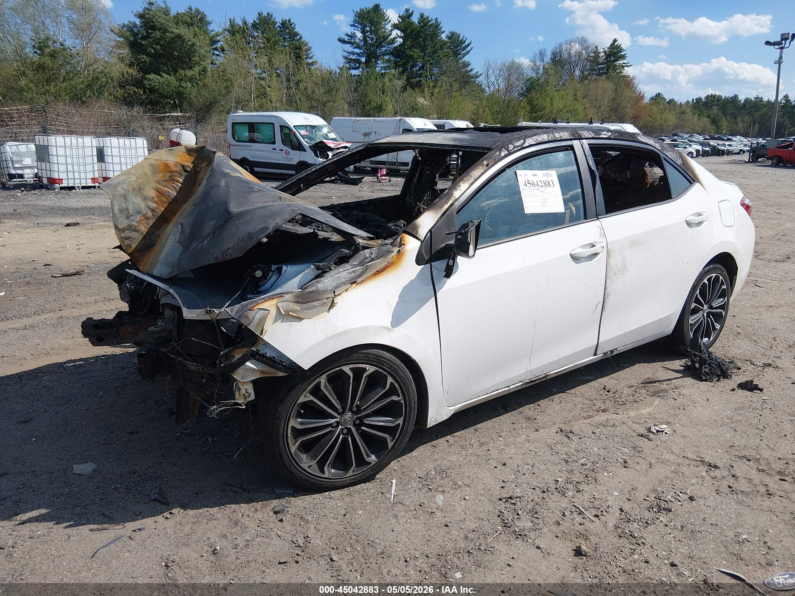 2016 Toyota Corolla S Plus White vin: 2T1BURHE8GC569437