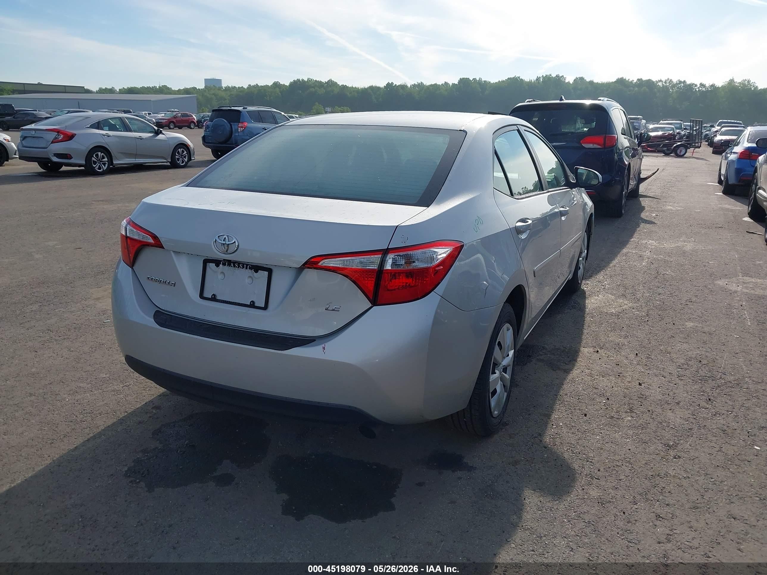 2016 Toyota Corolla Le Silver vin: 2T1BURHE8GC588828