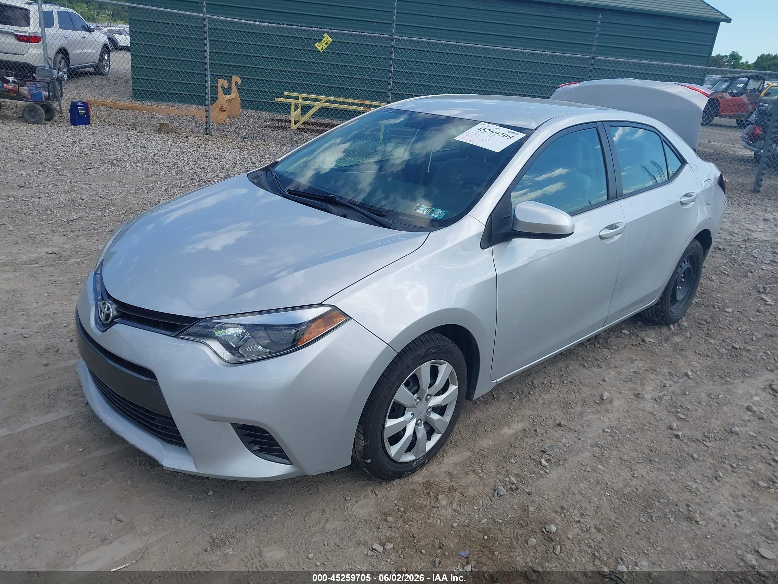 2016 Toyota Corolla Le Silver vin: 2T1BURHE8GC599473