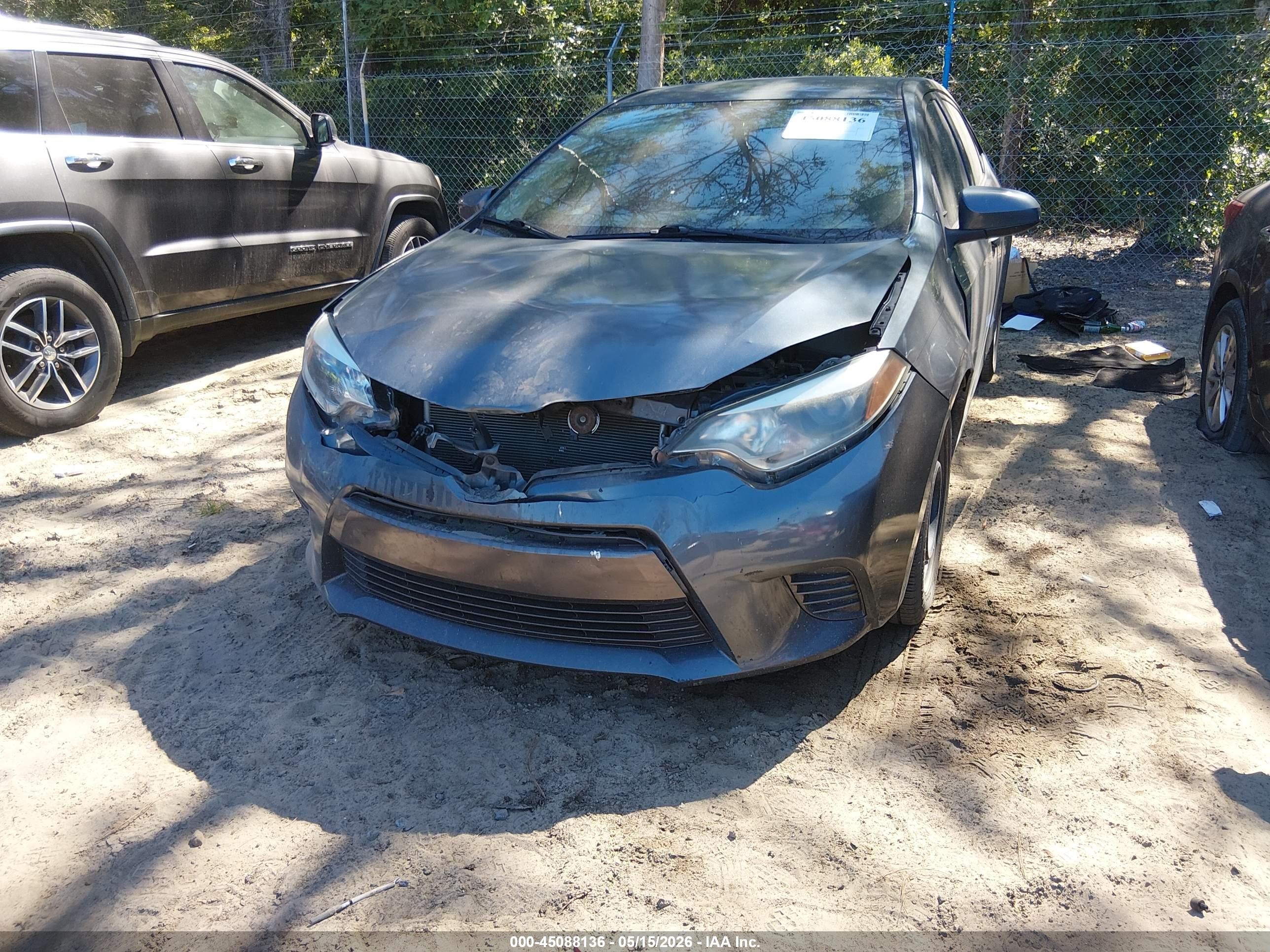 2016 Toyota Corolla Le Gray vin: 2T1BURHE8GC632603