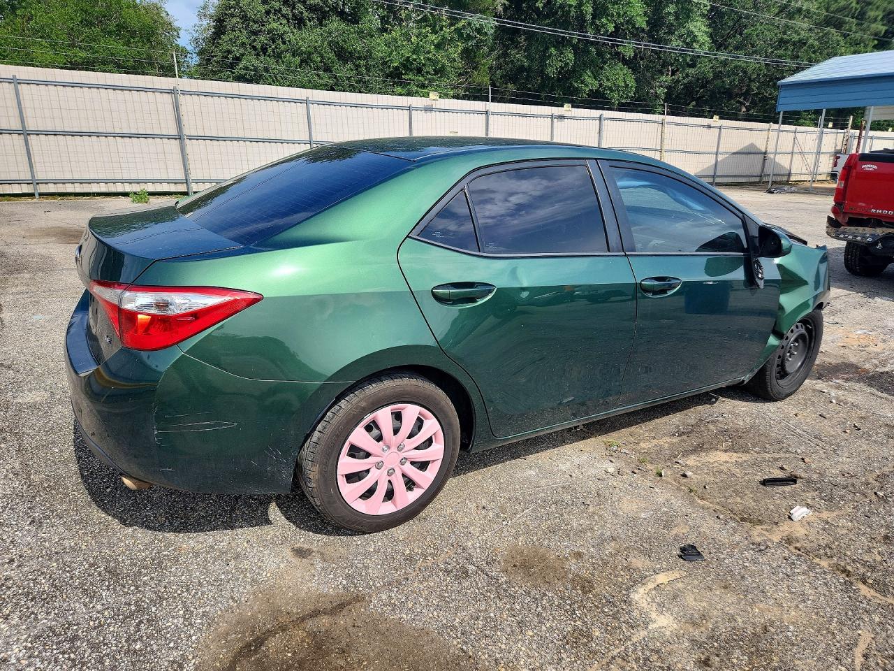2016 Toyota Corolla Le Green vin: 2T1BURHE8GC683406