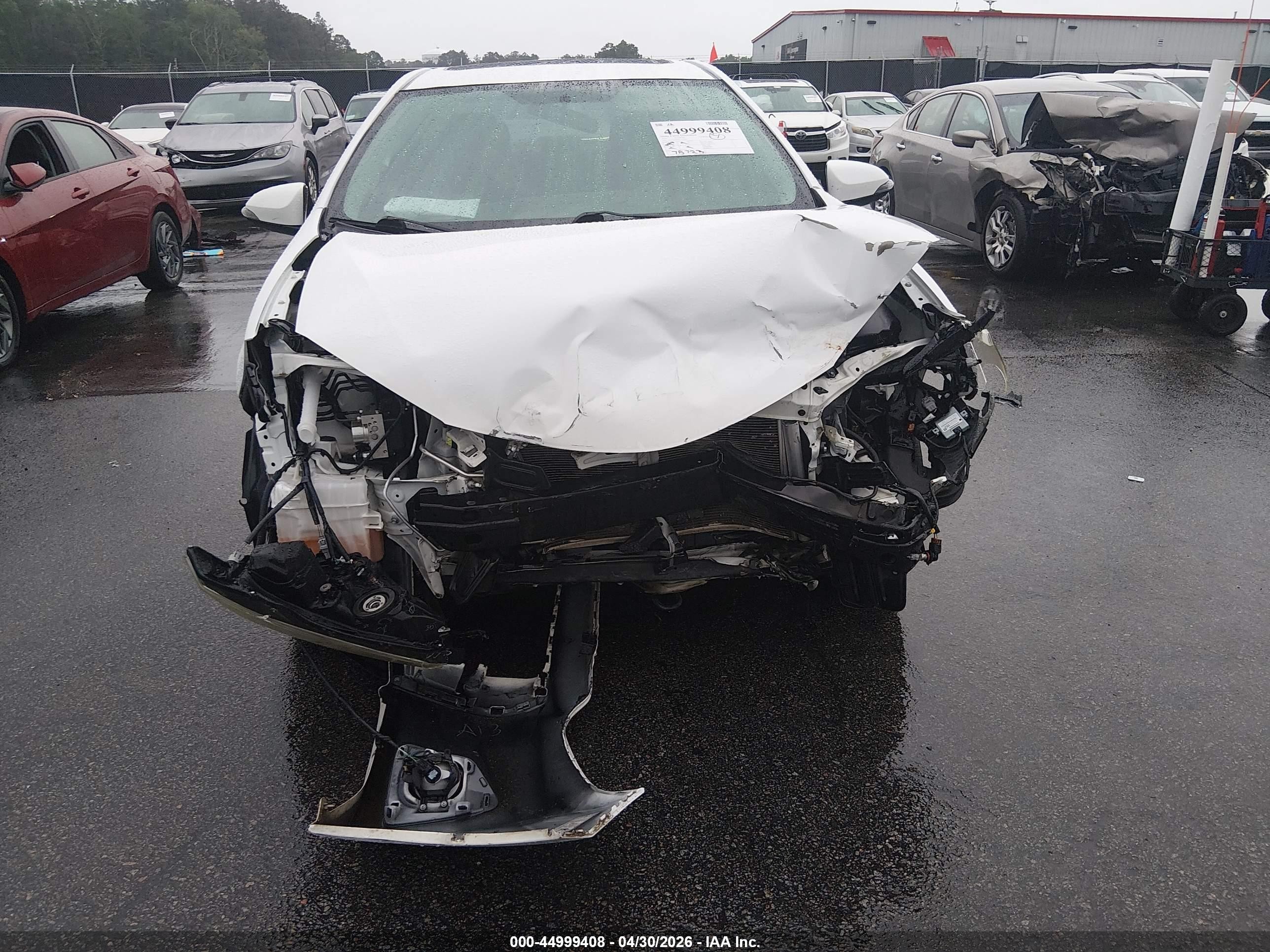 2016 Toyota Corolla S Plus White vin: 2T1BURHE8GC721345