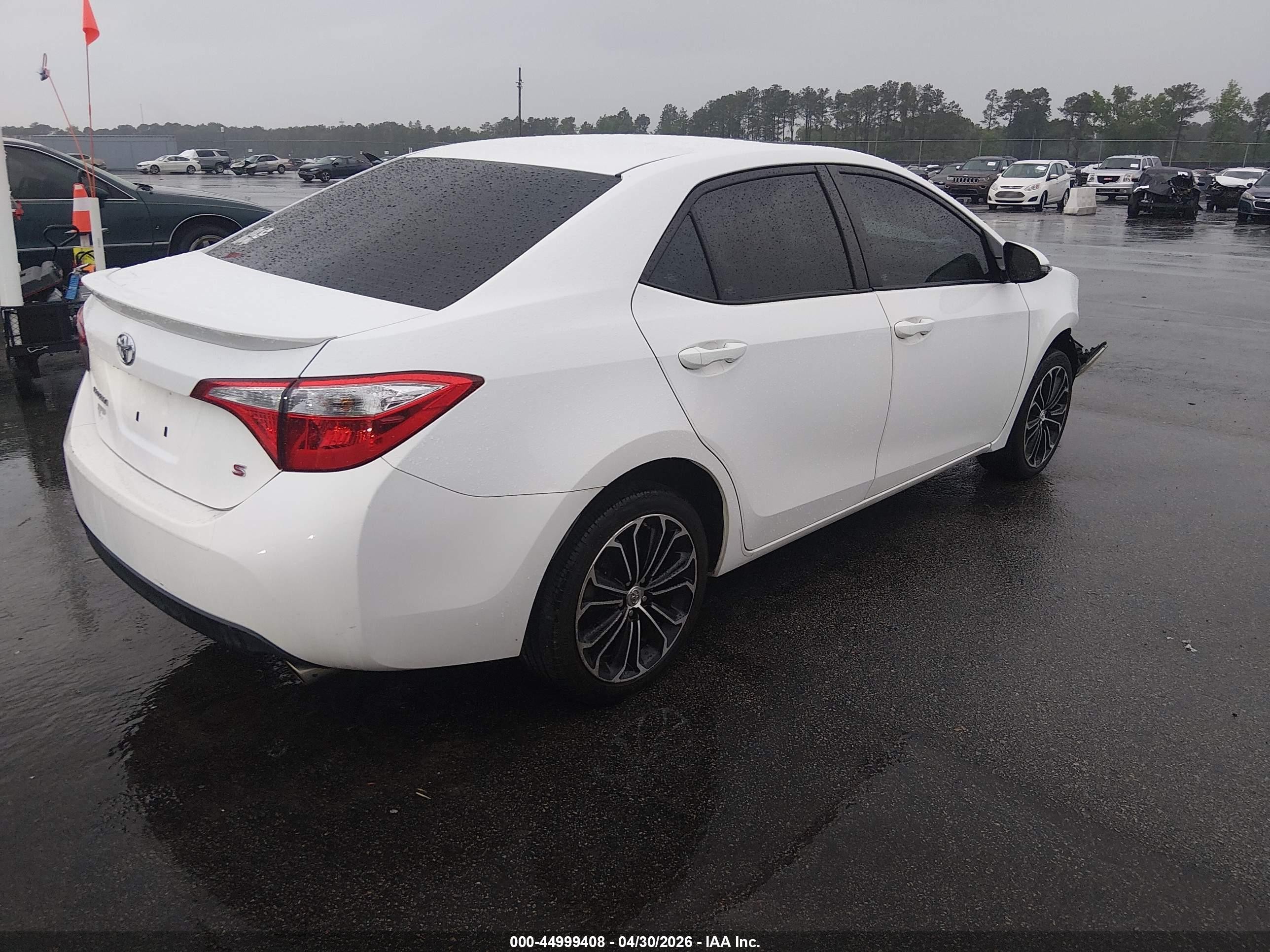2016 Toyota Corolla S Plus White vin: 2T1BURHE8GC721345