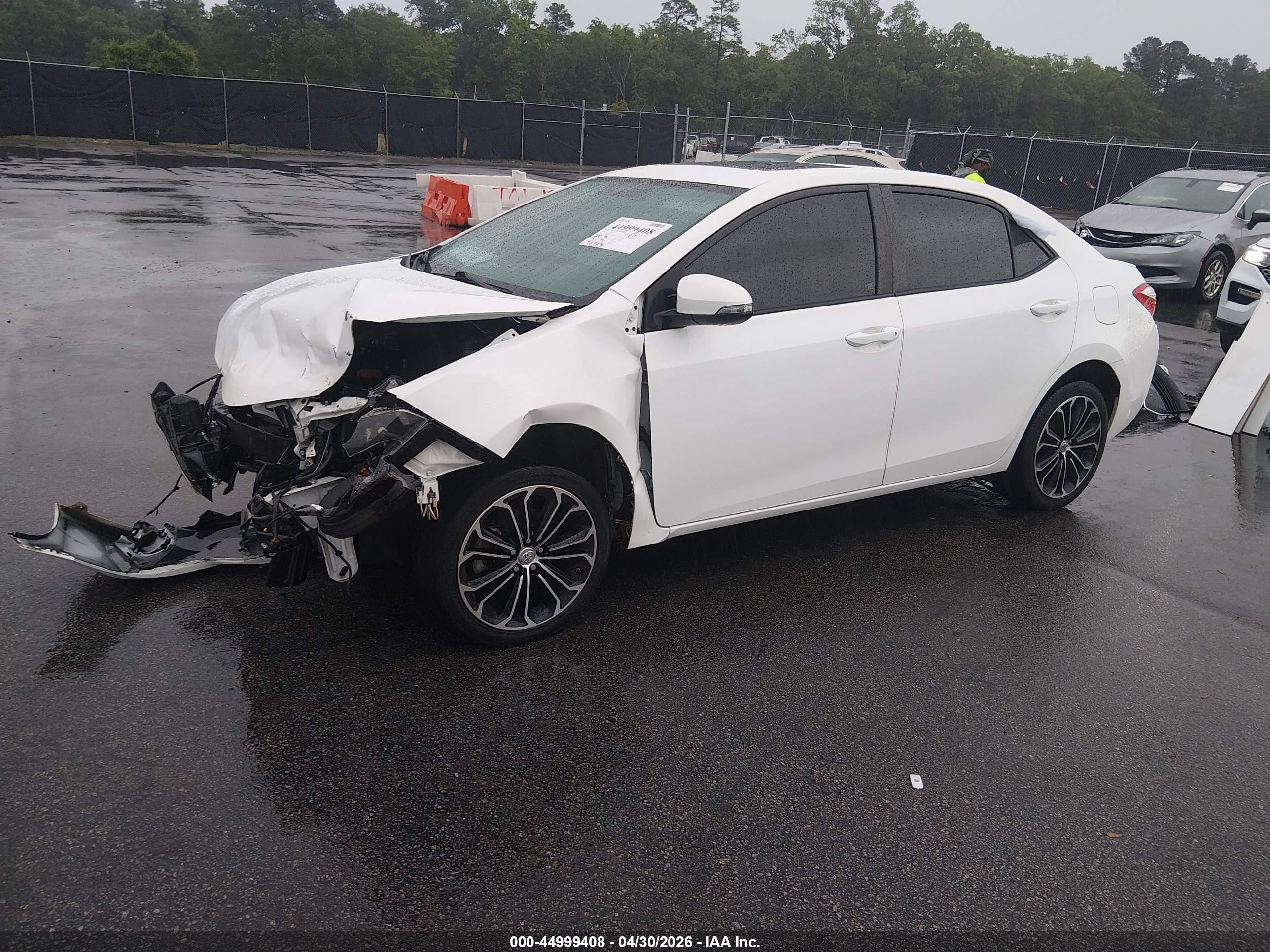 2016 Toyota Corolla S Plus White vin: 2T1BURHE8GC721345