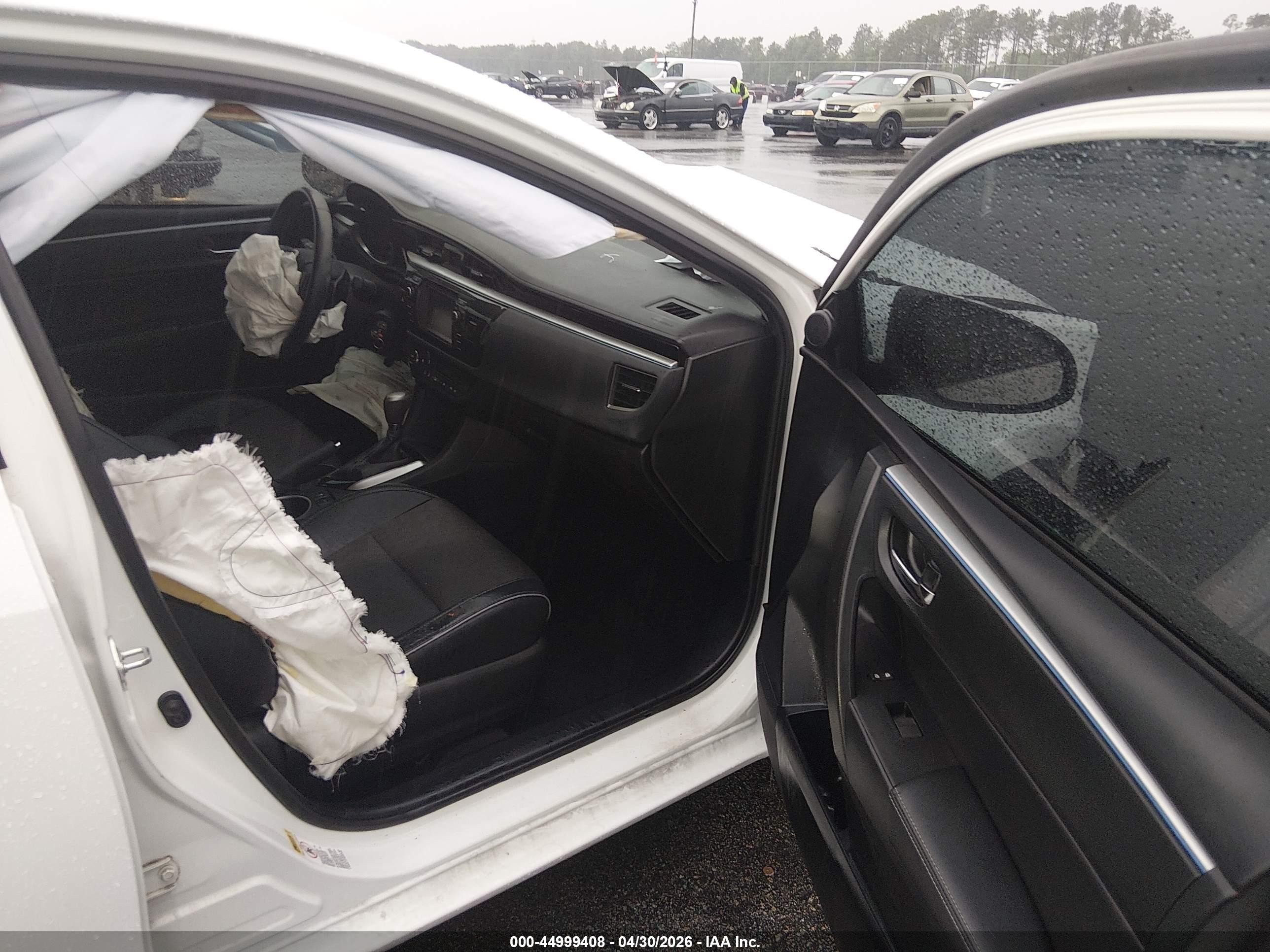 2016 Toyota Corolla S Plus White vin: 2T1BURHE8GC721345