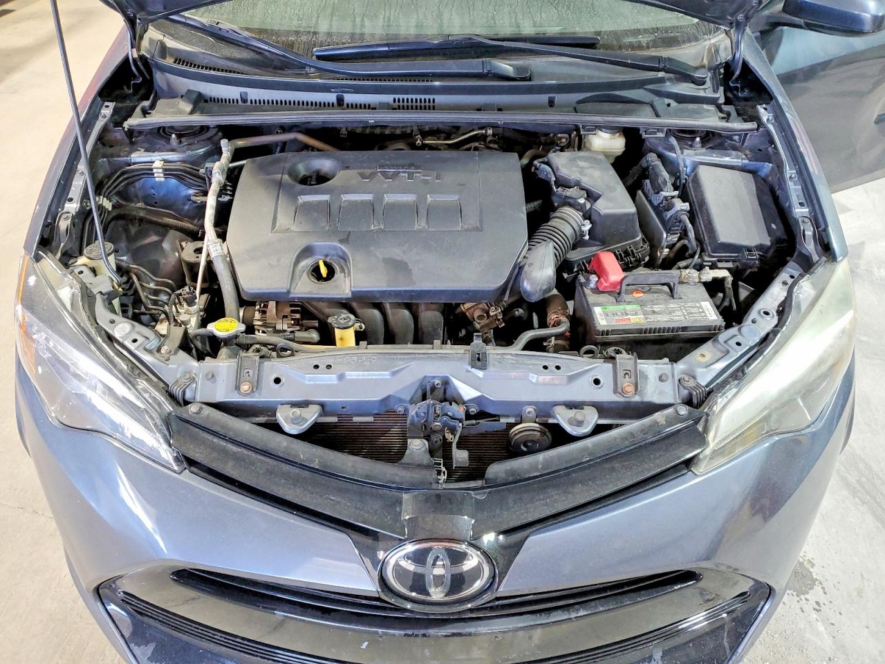 2017 Toyota Corolla Le Серый vin: 2T1BURHE8HC765282