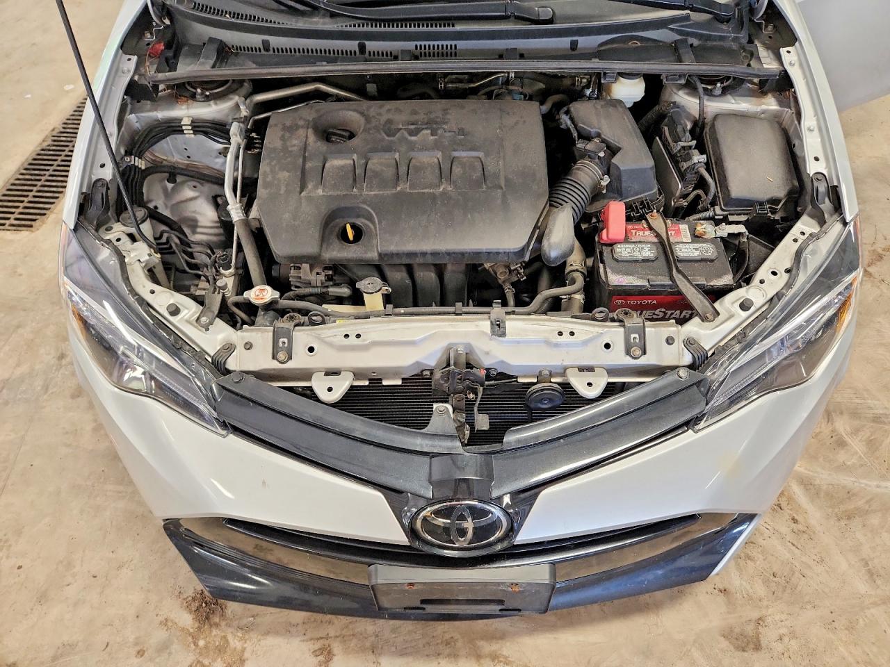 2017 Toyota Corolla Le Silver vin: 2T1BURHE8HC909025