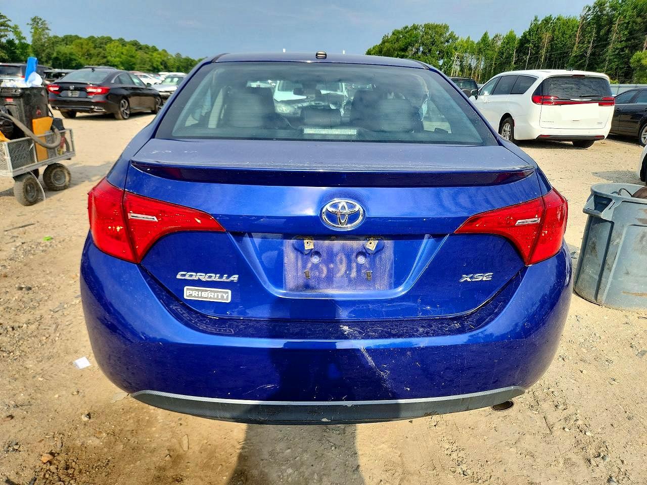 2018 Toyota Corolla Xse Blue vin: 2T1BURHE8JC990260