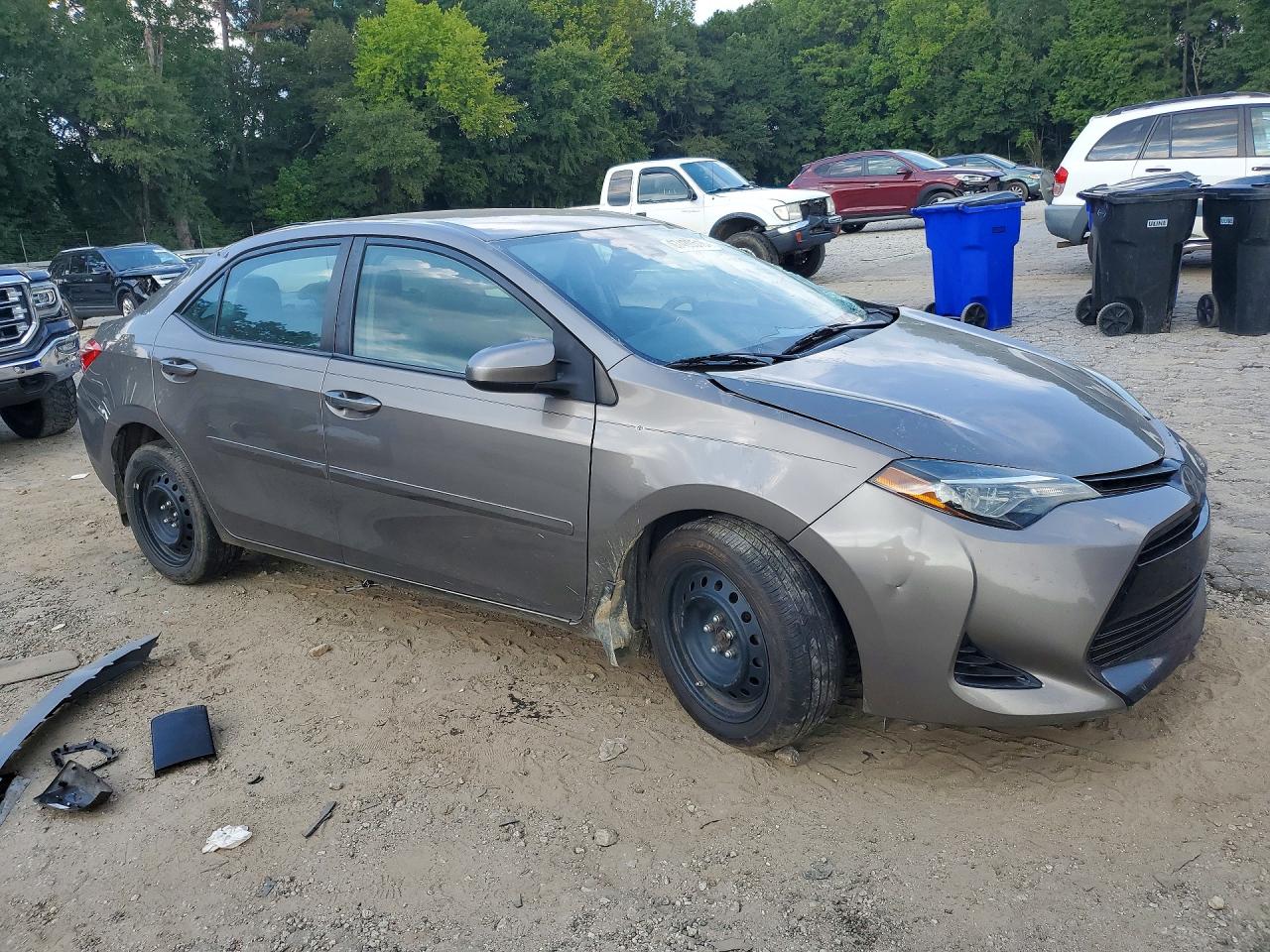 2019 Toyota Corolla Le Brown vin: 2T1BURHE8KC144700