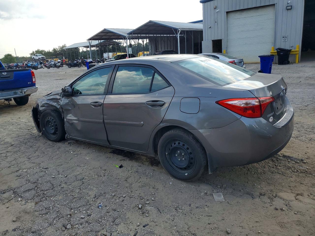 2019 Toyota Corolla Le Brown vin: 2T1BURHE8KC144700