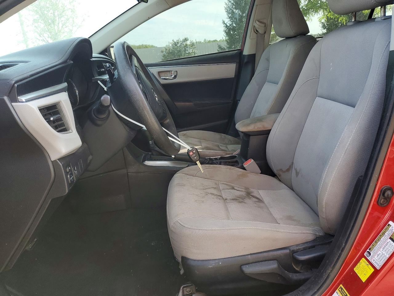 2014 Toyota Corolla Le Red vin: 2T1BURHE9EC013022