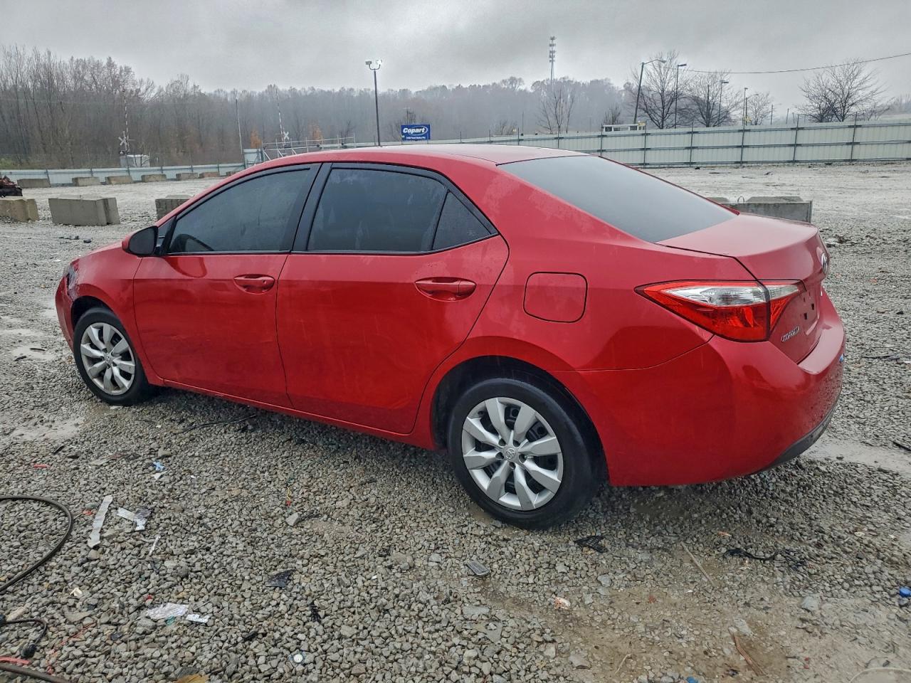 2014 Toyota Corolla Le Red vin: 2T1BURHE9EC013022