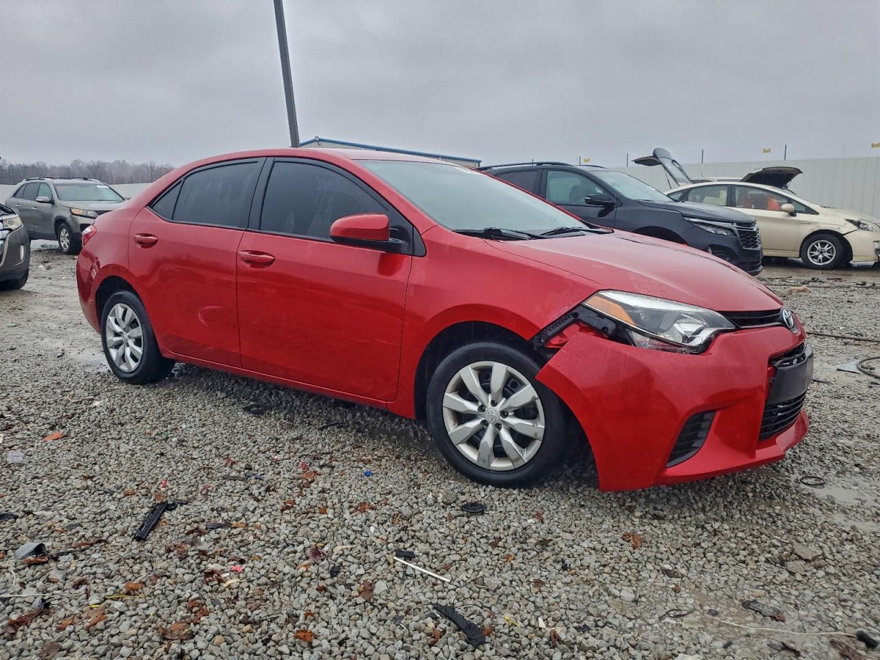 2014 Toyota Corolla Le Red vin: 2T1BURHE9EC013022