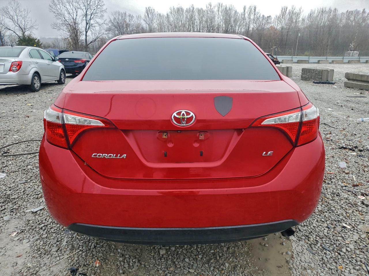 2014 Toyota Corolla Le Red vin: 2T1BURHE9EC013022