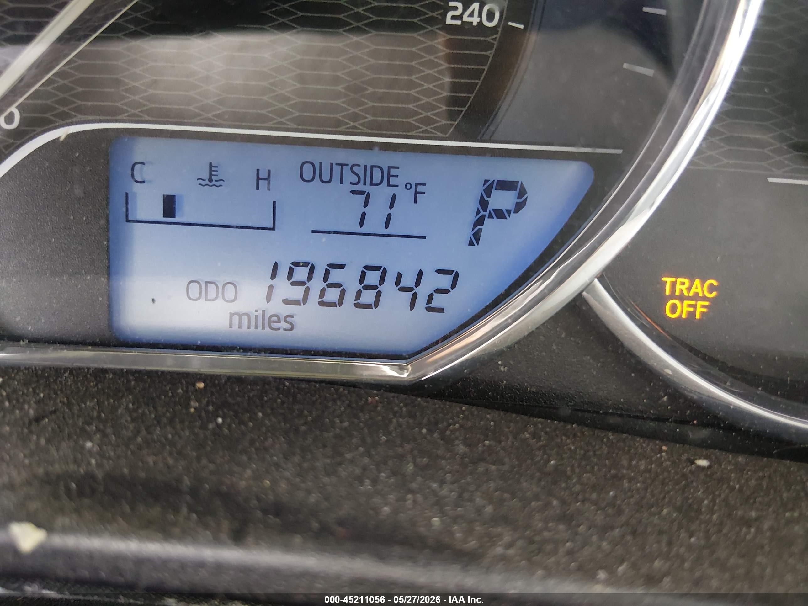 2014 Toyota Corolla Le Red vin: 2T1BURHE9EC015014