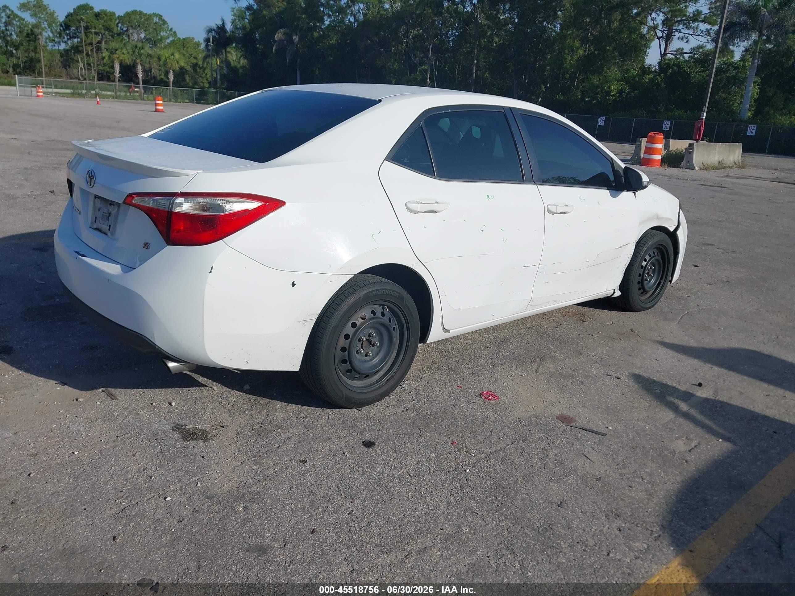 2014 Toyota Corolla S White vin: 2T1BURHE9EC022657