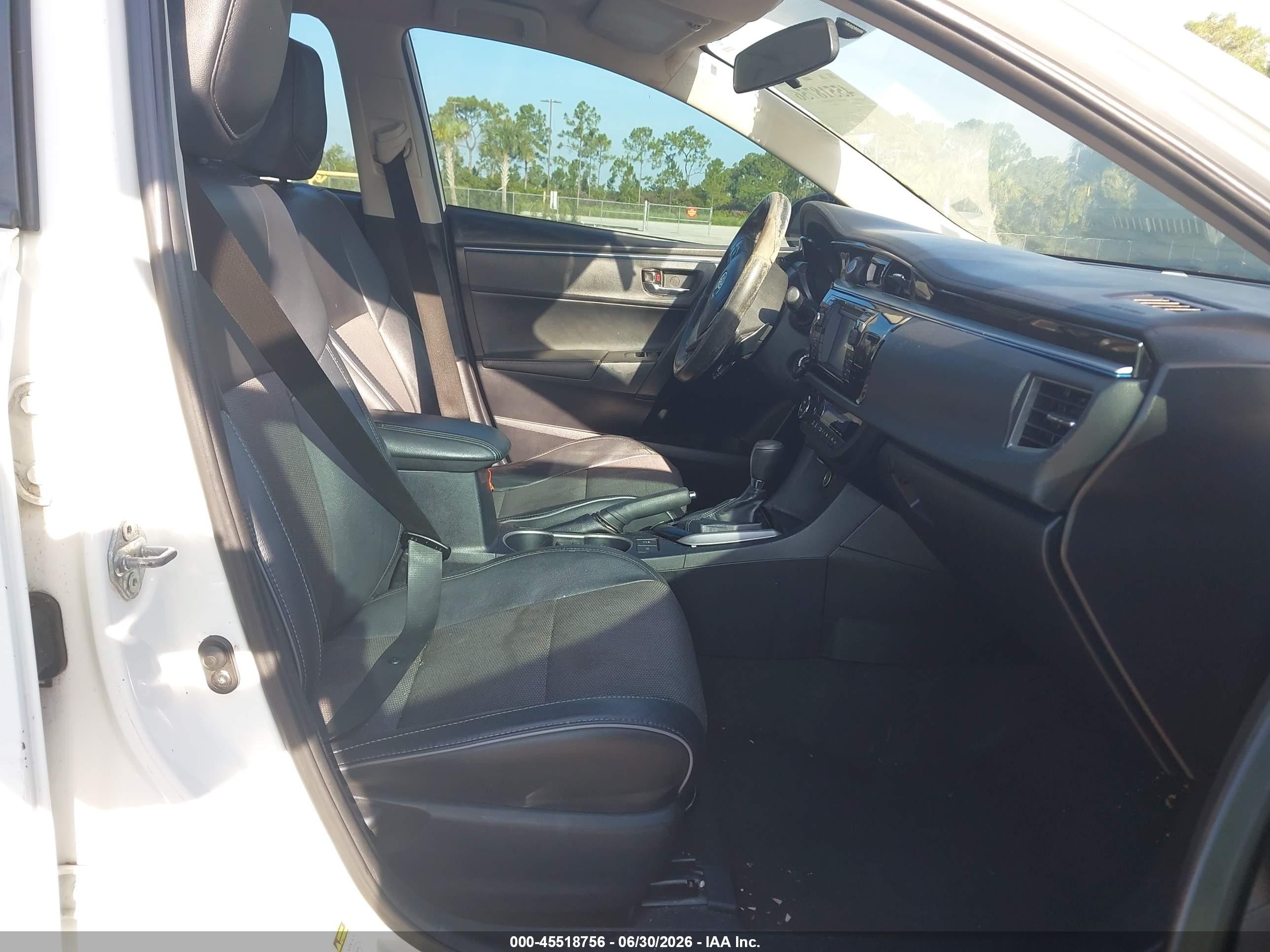 2014 Toyota Corolla S White vin: 2T1BURHE9EC022657