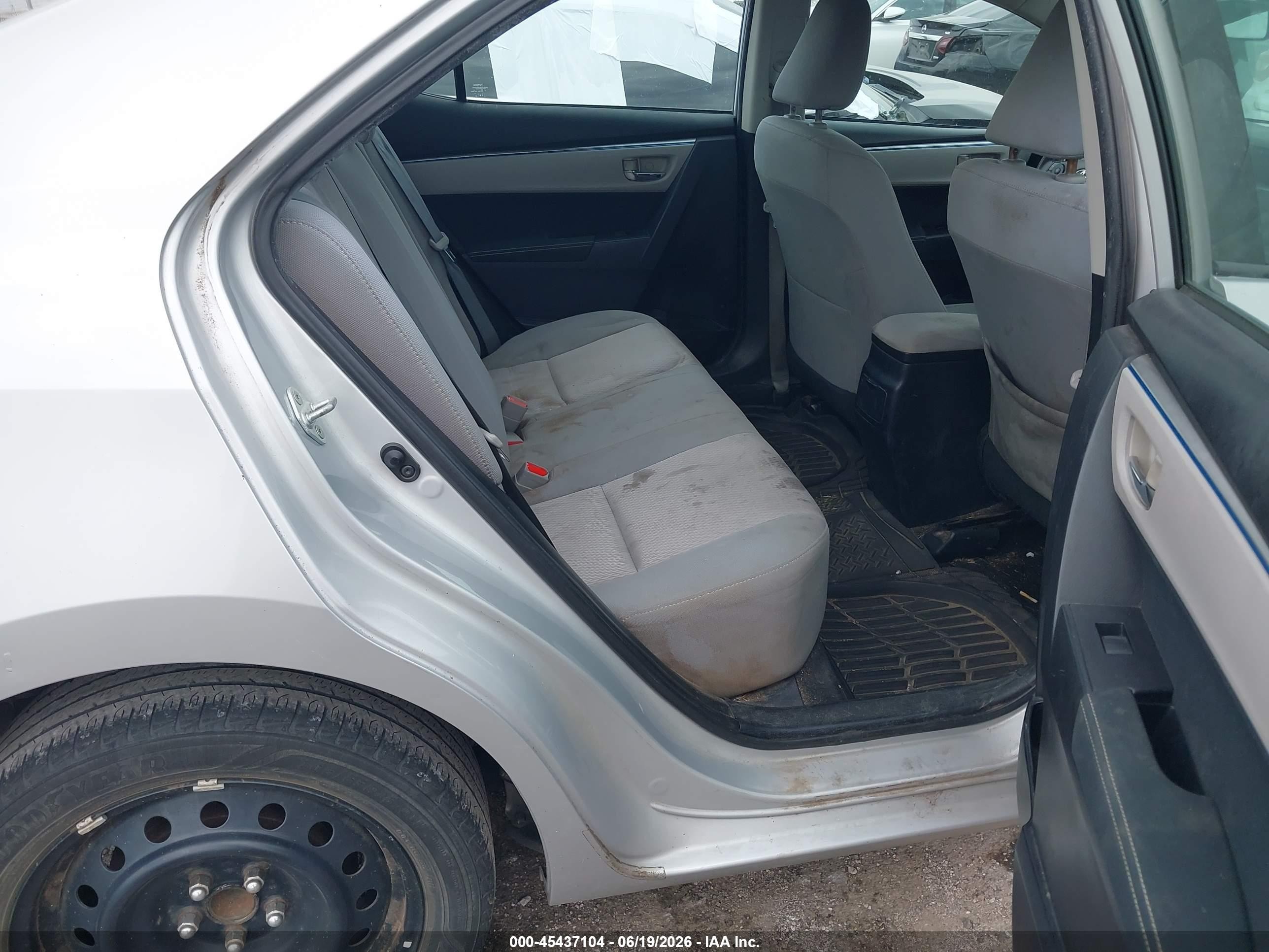 2014 Toyota Corolla Le Silver vin: 2T1BURHE9EC035750