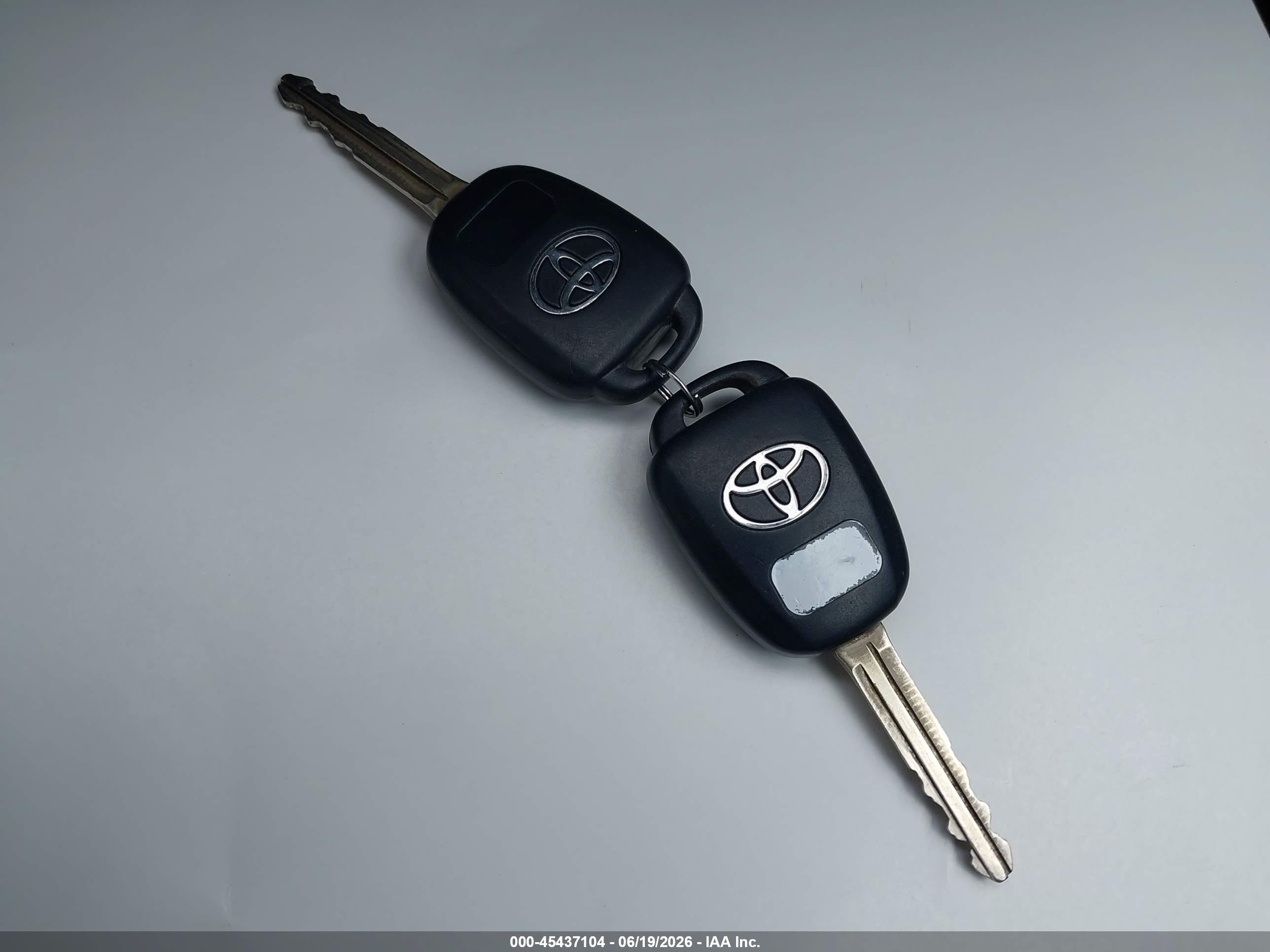 2014 Toyota Corolla Le Silver vin: 2T1BURHE9EC035750