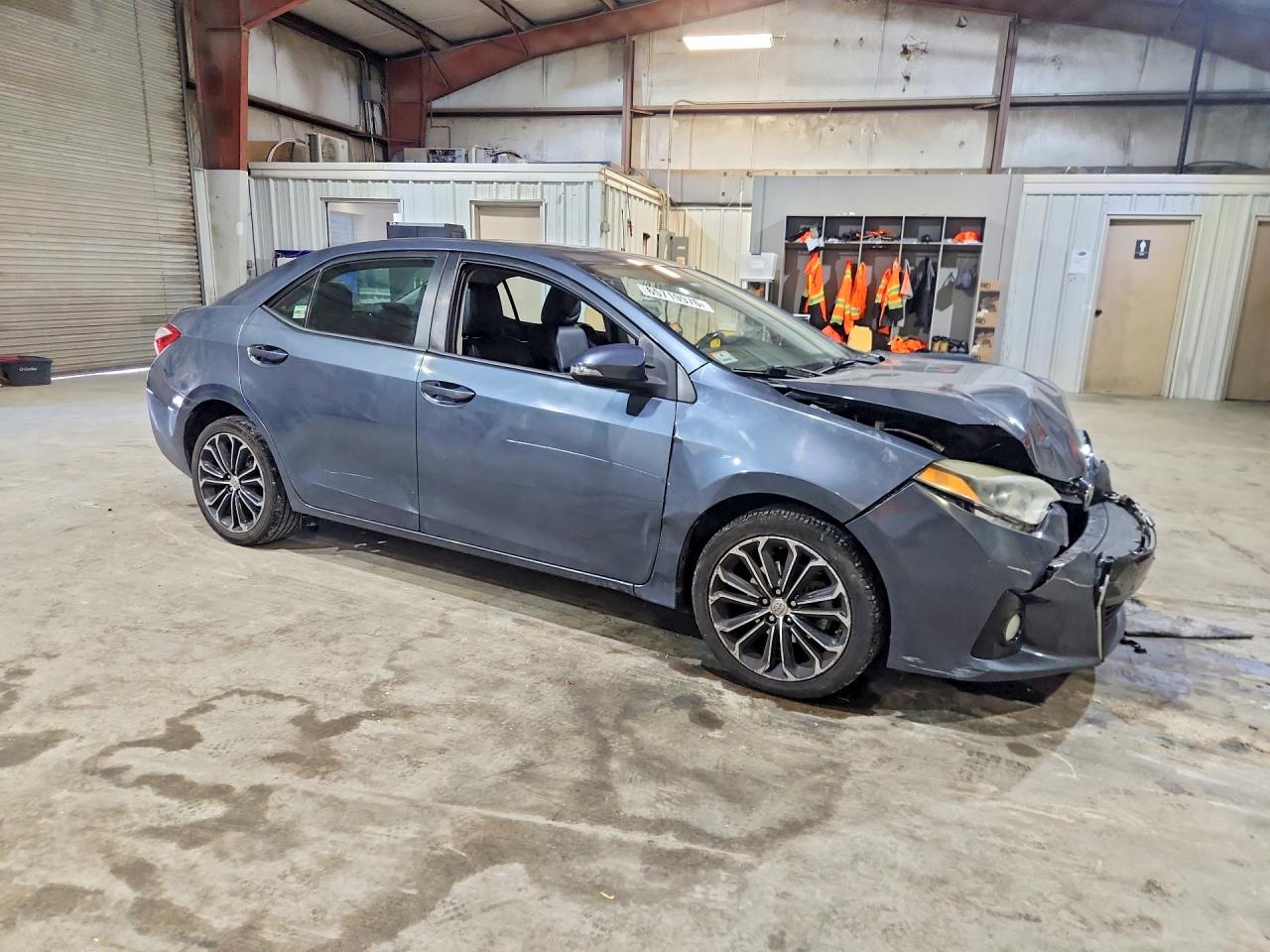 2014 Toyota Corolla S Plus Blue vin: 2T1BURHE9EC036087