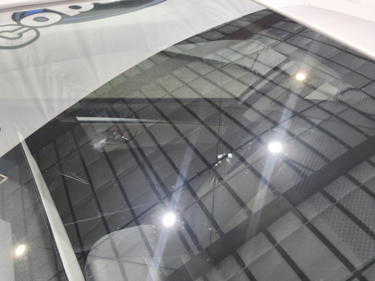 2014 Toyota Corolla Le Silver vin: 2T1BURHE9EC061927 Damage: Windshield, Cracked, 1 To 2 Inches