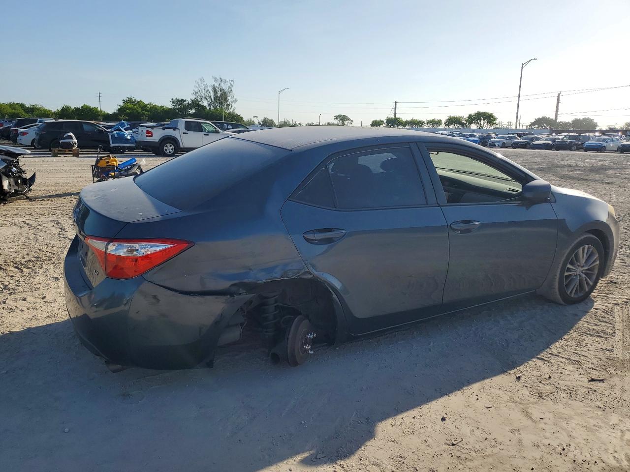 2014 Toyota Corolla Le Plus Blue vin: 2T1BURHE9EC066867