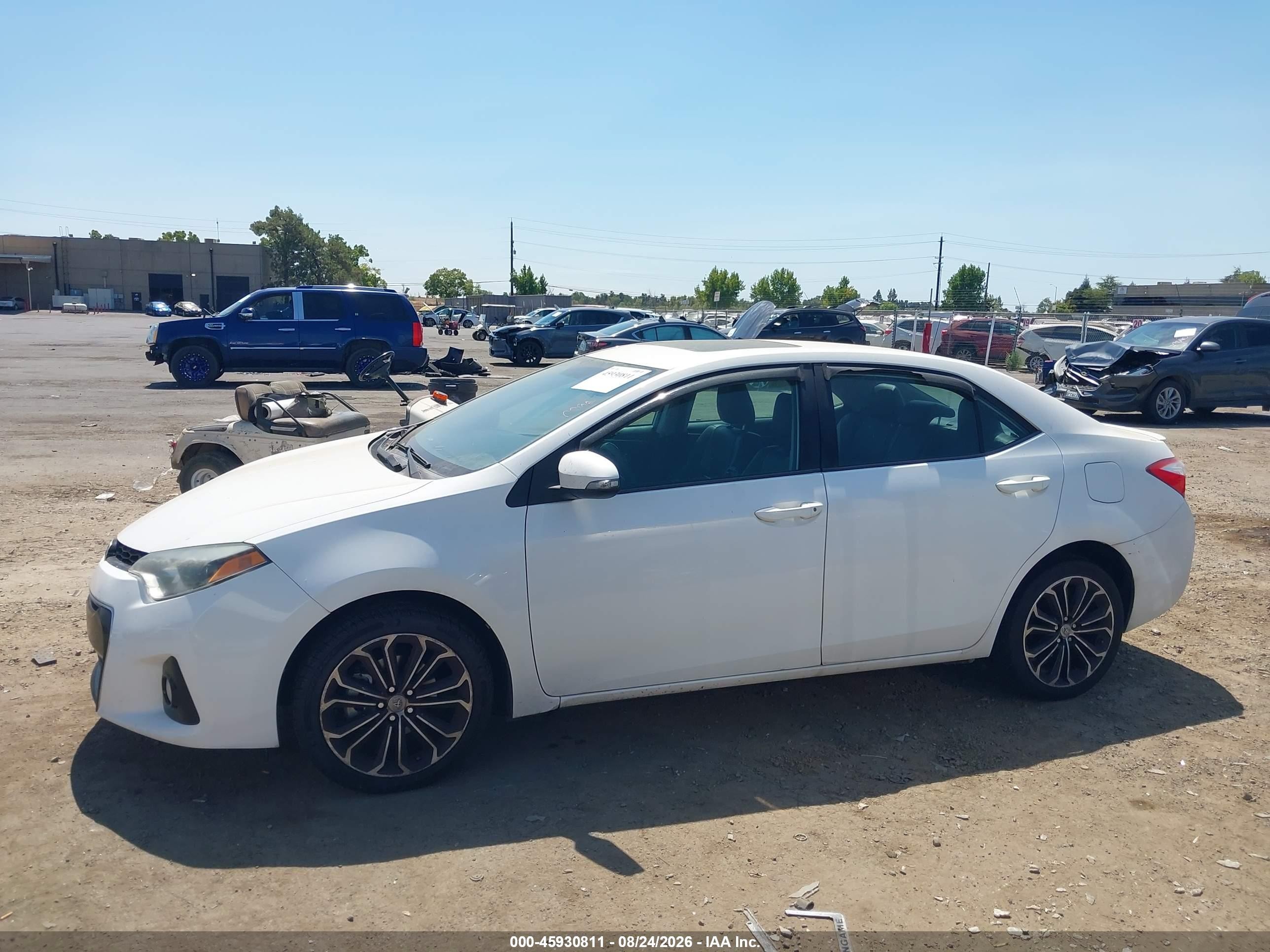 2014 Toyota Corolla S Plus Белый vin: 2T1BURHE9EC073396
