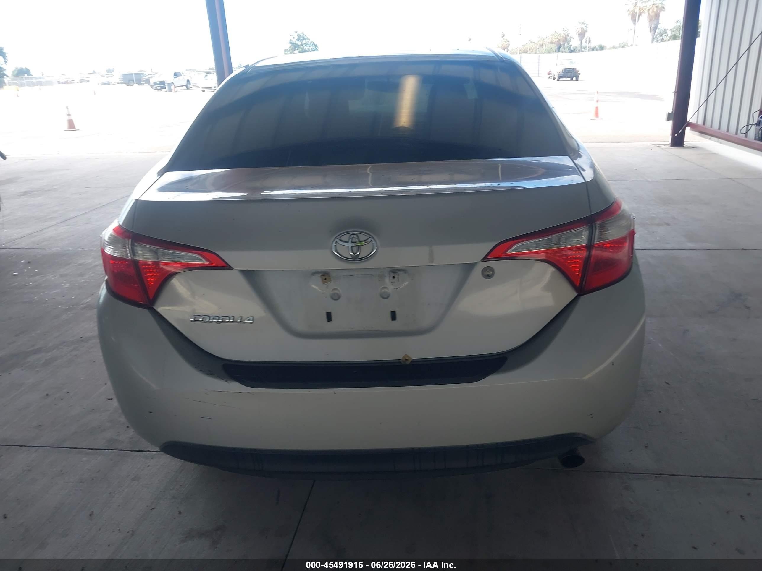 2014 Toyota Corolla L Silver vin: 2T1BURHE9EC083281