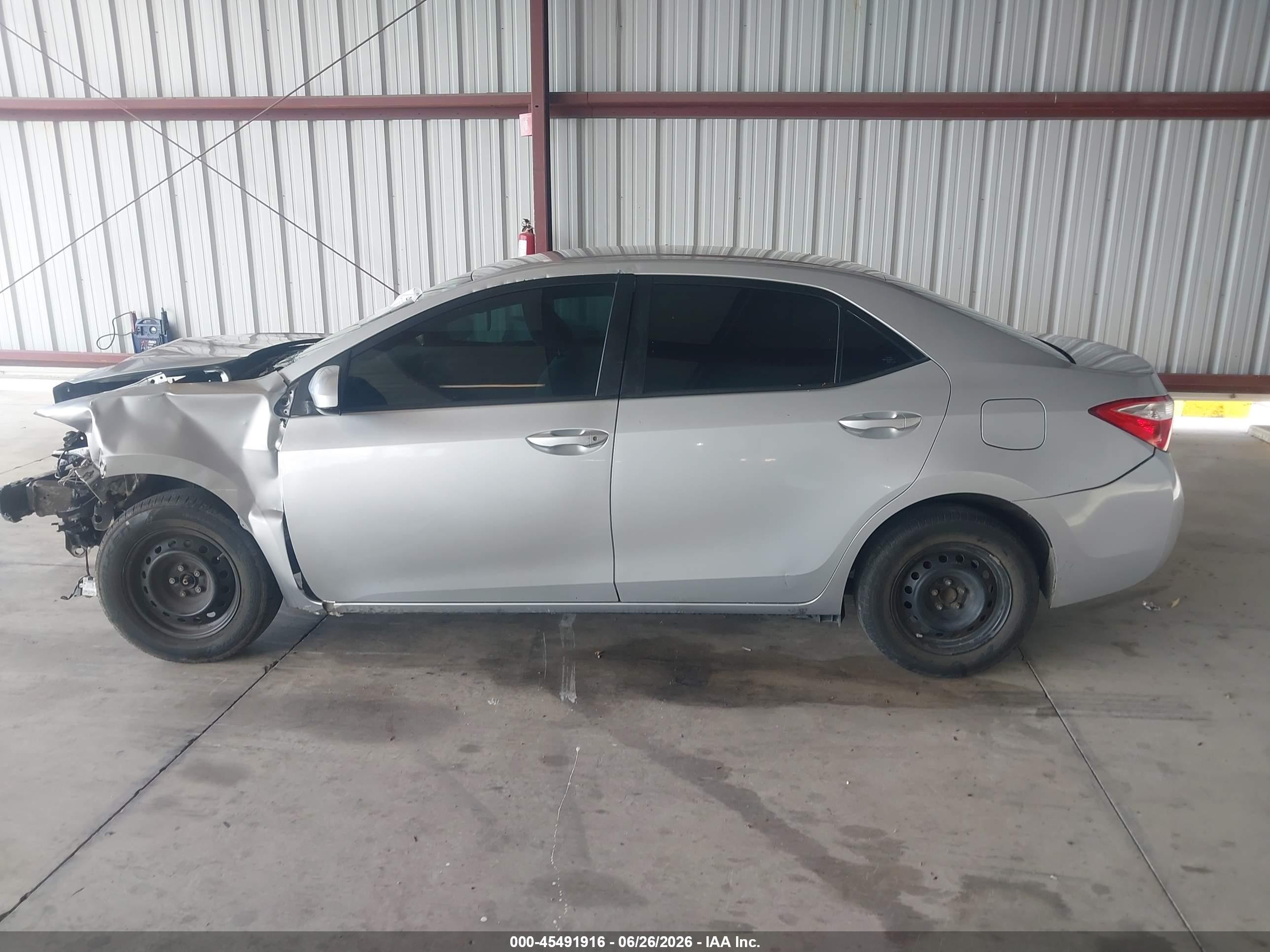 2014 Toyota Corolla L Silver vin: 2T1BURHE9EC083281