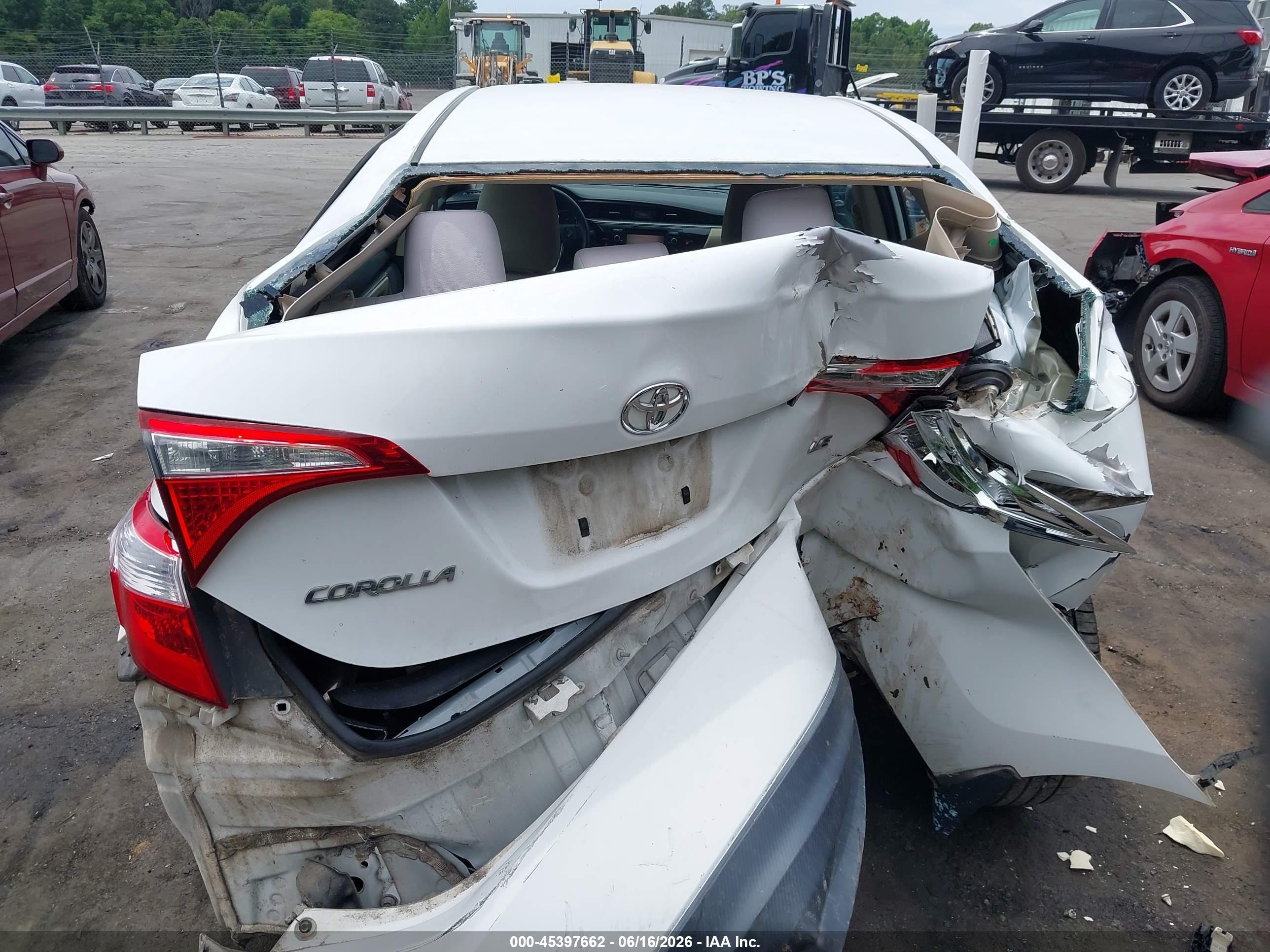 2014 Toyota Corolla Le White vin: 2T1BURHE9EC097911