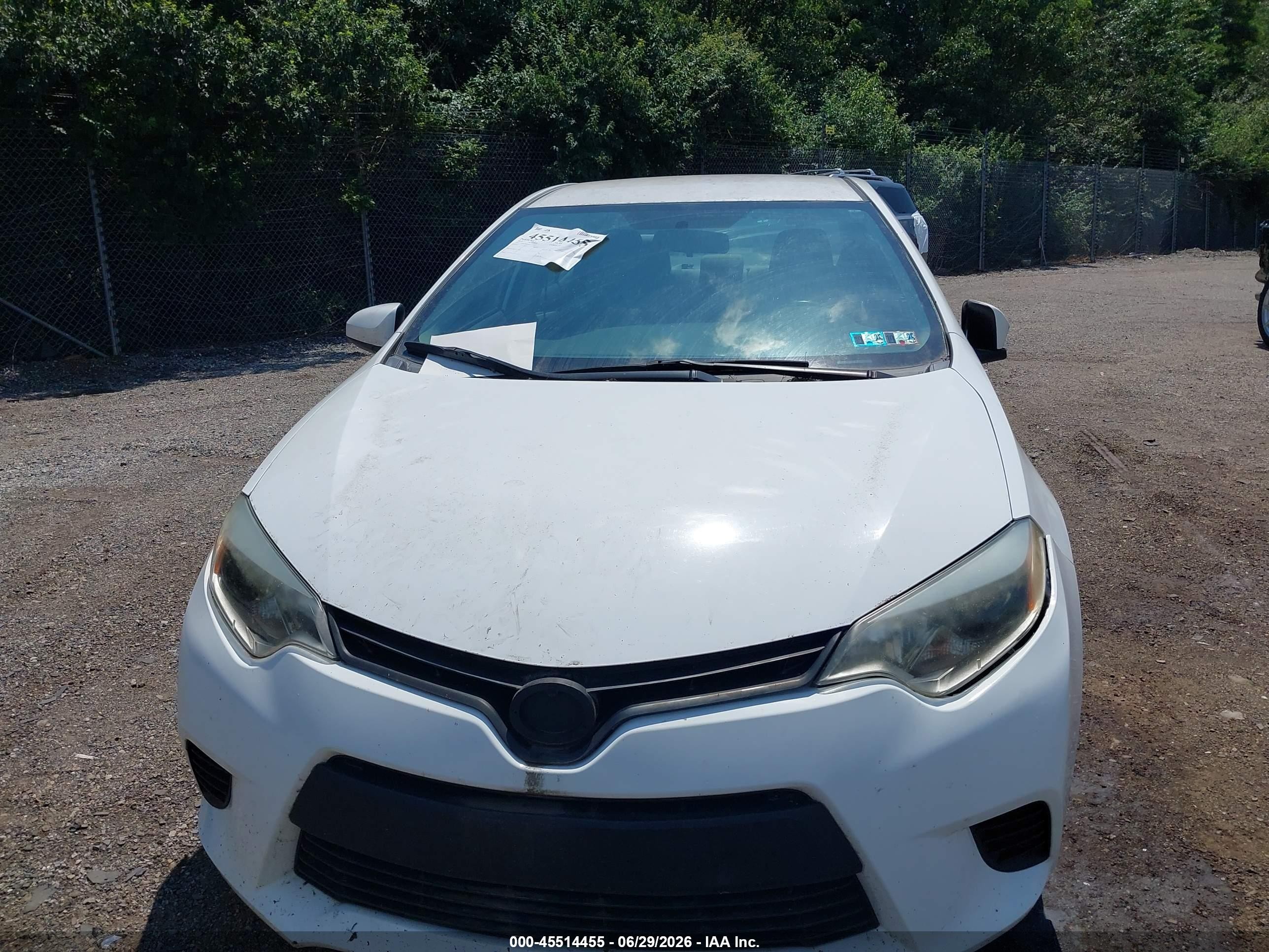 2014 Toyota Corolla Le White vin: 2T1BURHE9EC124833