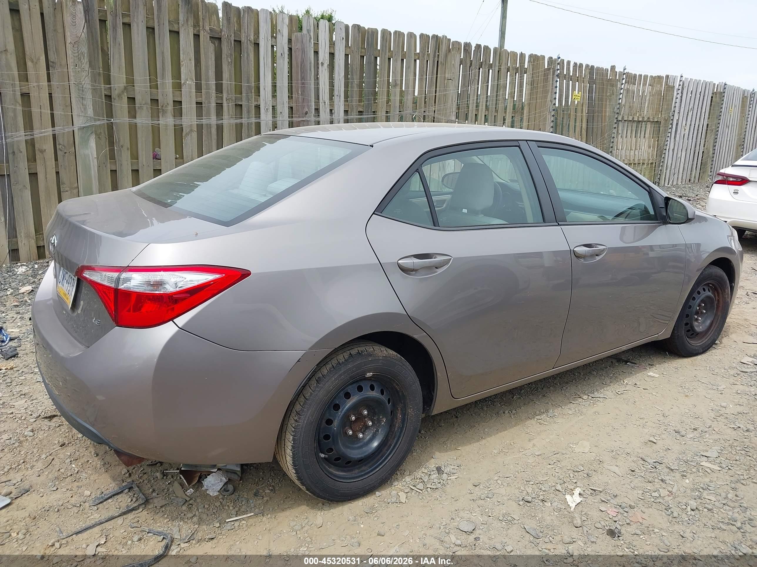 2014 Toyota Corolla Le Beige vin: 2T1BURHE9EC145164