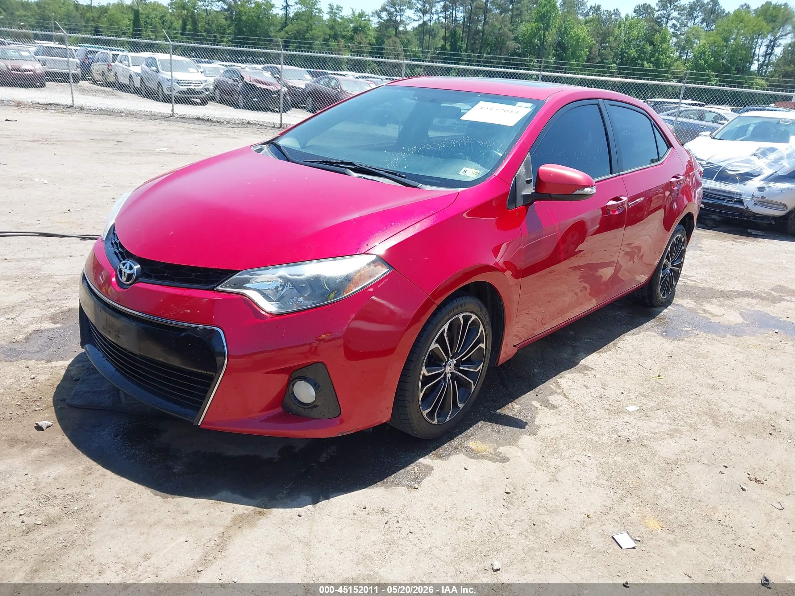 2014 Toyota Corolla S Plus Красный vin: 2T1BURHE9EC150929