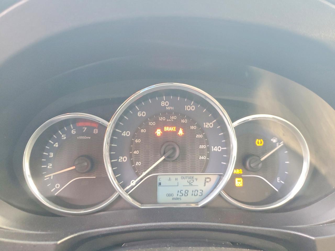 2014 Toyota Corolla L Silver vin: 2T1BURHE9EC153703