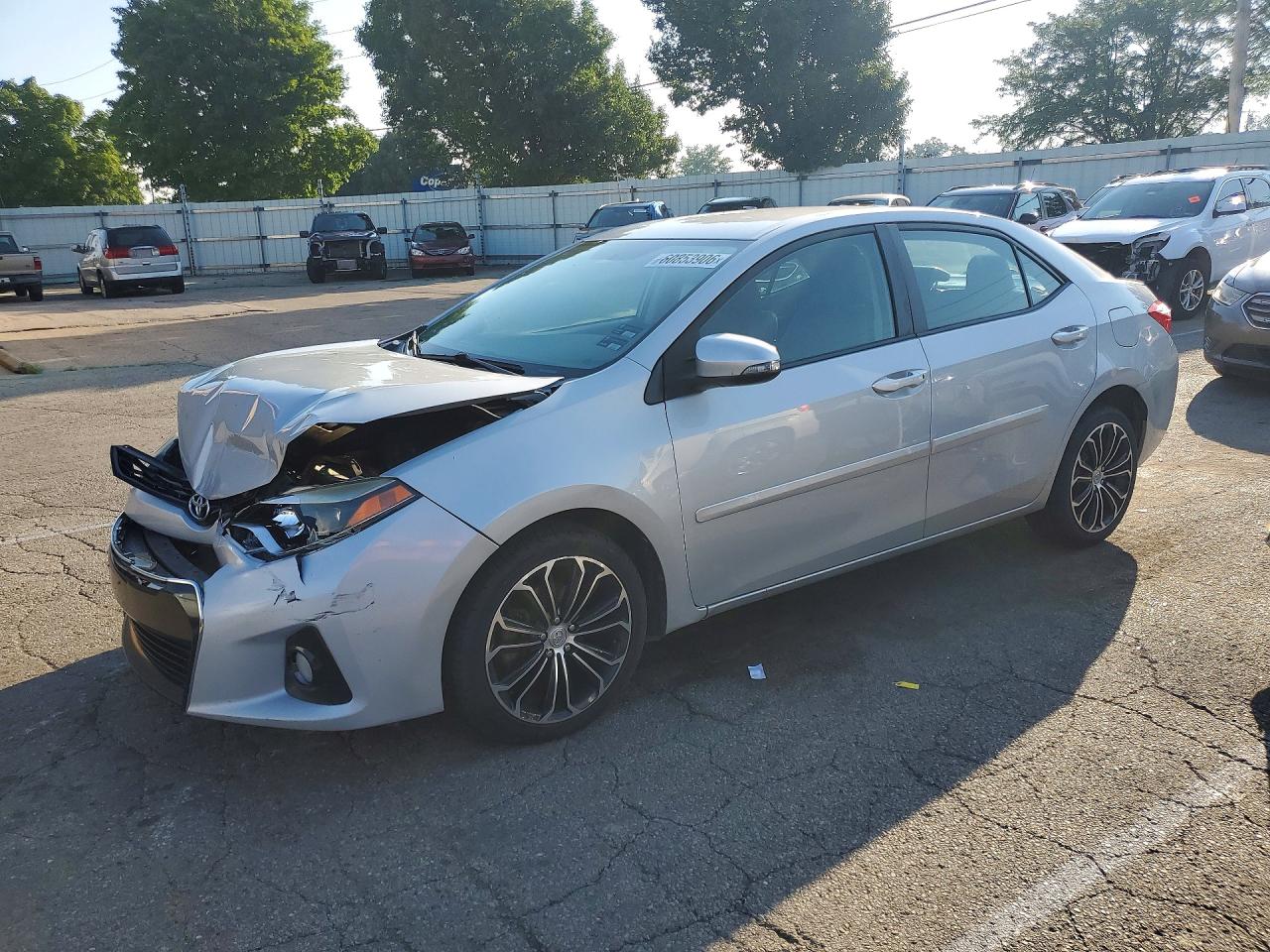 2014 Toyota Corolla S Plus Silver vin: 2T1BURHE9EC169013