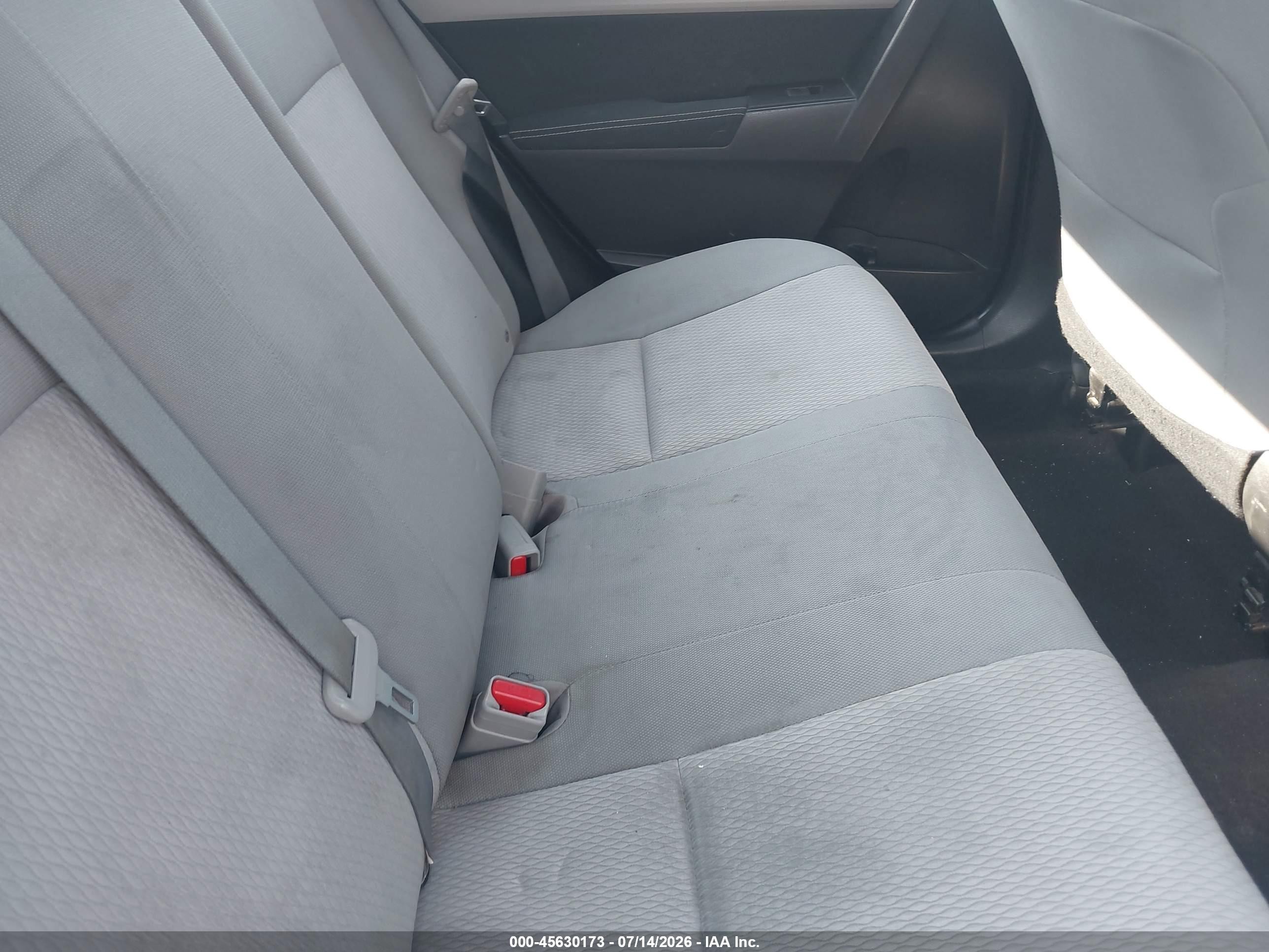 2014 Toyota Corolla Le Silver vin: 2T1BURHE9EC188807