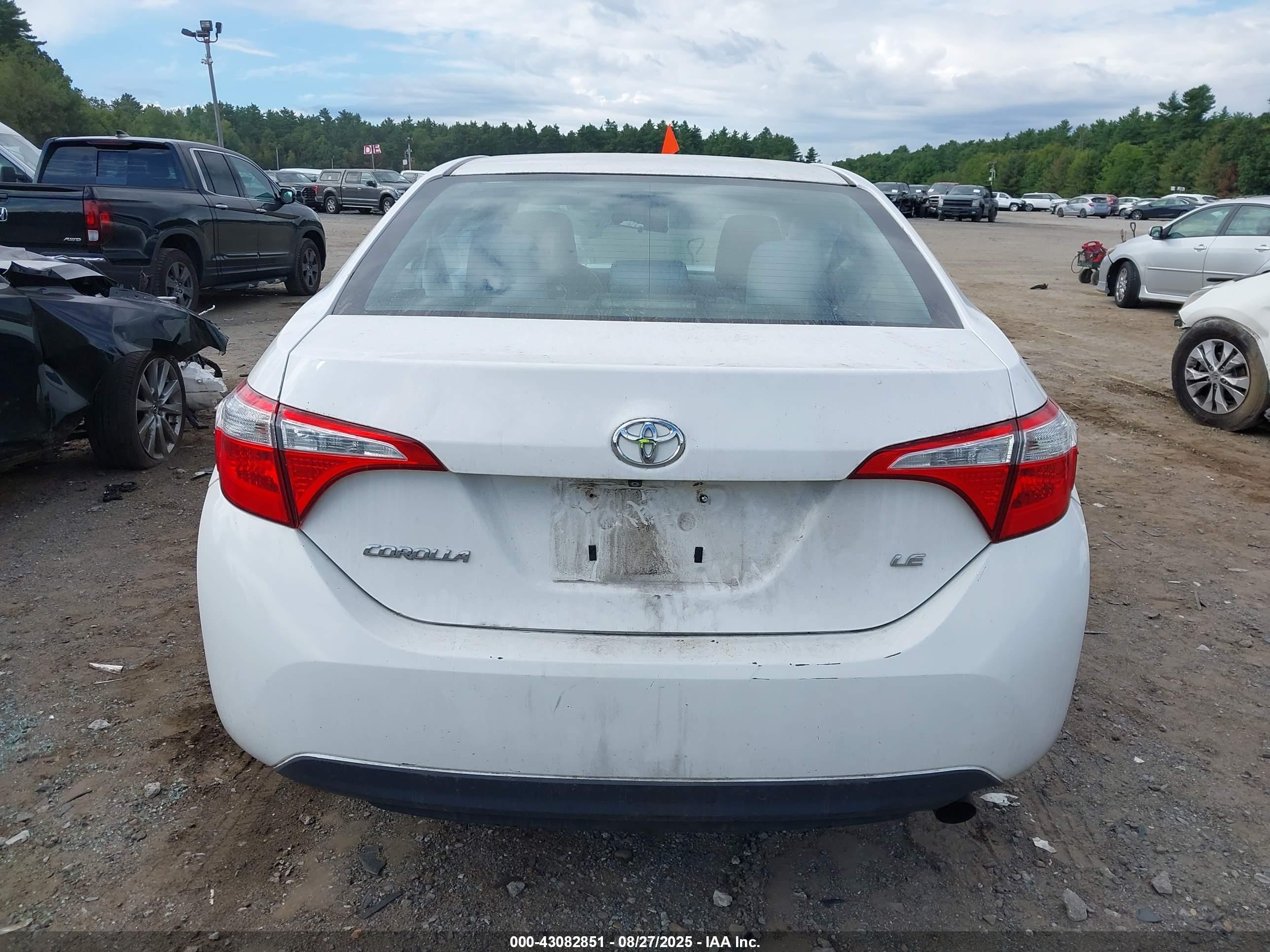 2014 Toyota Corolla Le White vin: 2T1BURHE9EC216881