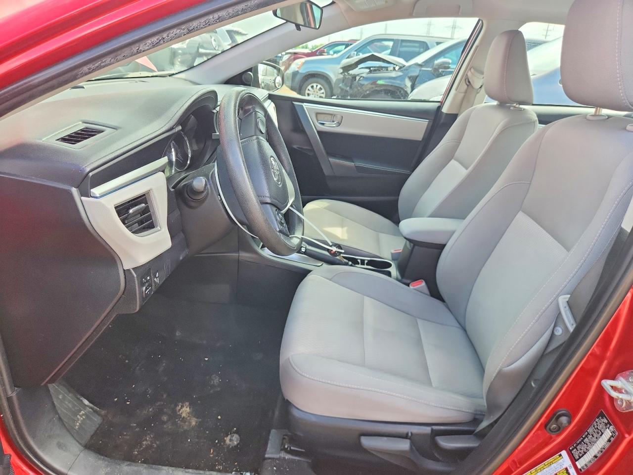 2014 Toyota Corolla Le Red vin: 2T1BURHE9EC220574