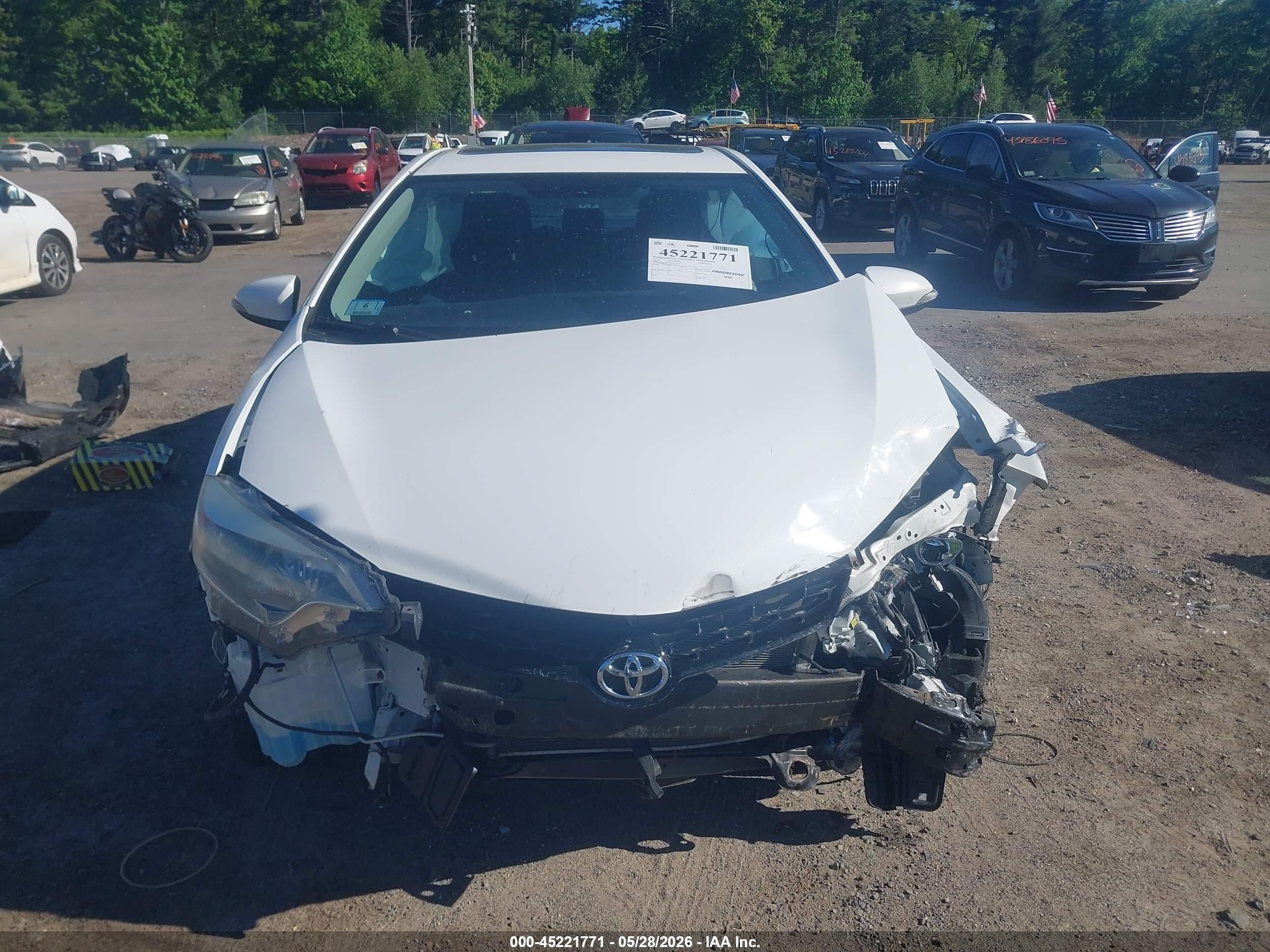 2015 Toyota Corolla S Plus White vin: 2T1BURHE9FC241359