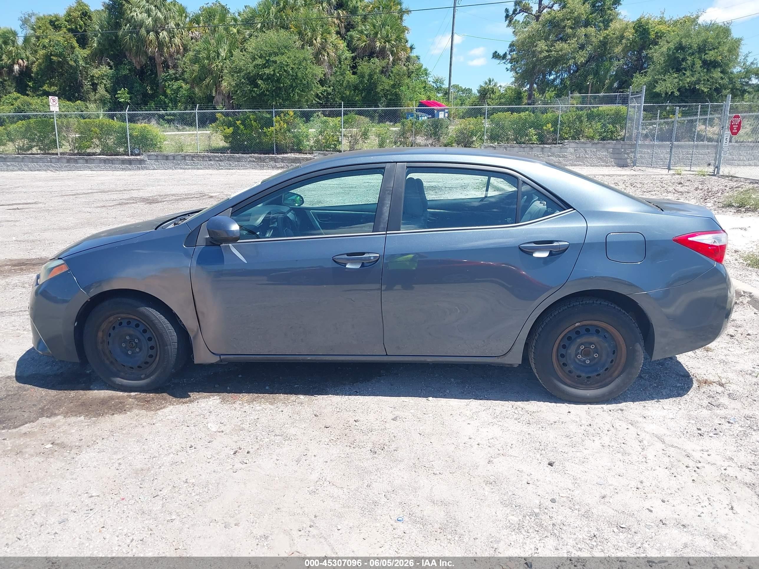 2015 Toyota Corolla L Gray vin: 2T1BURHE9FC248506