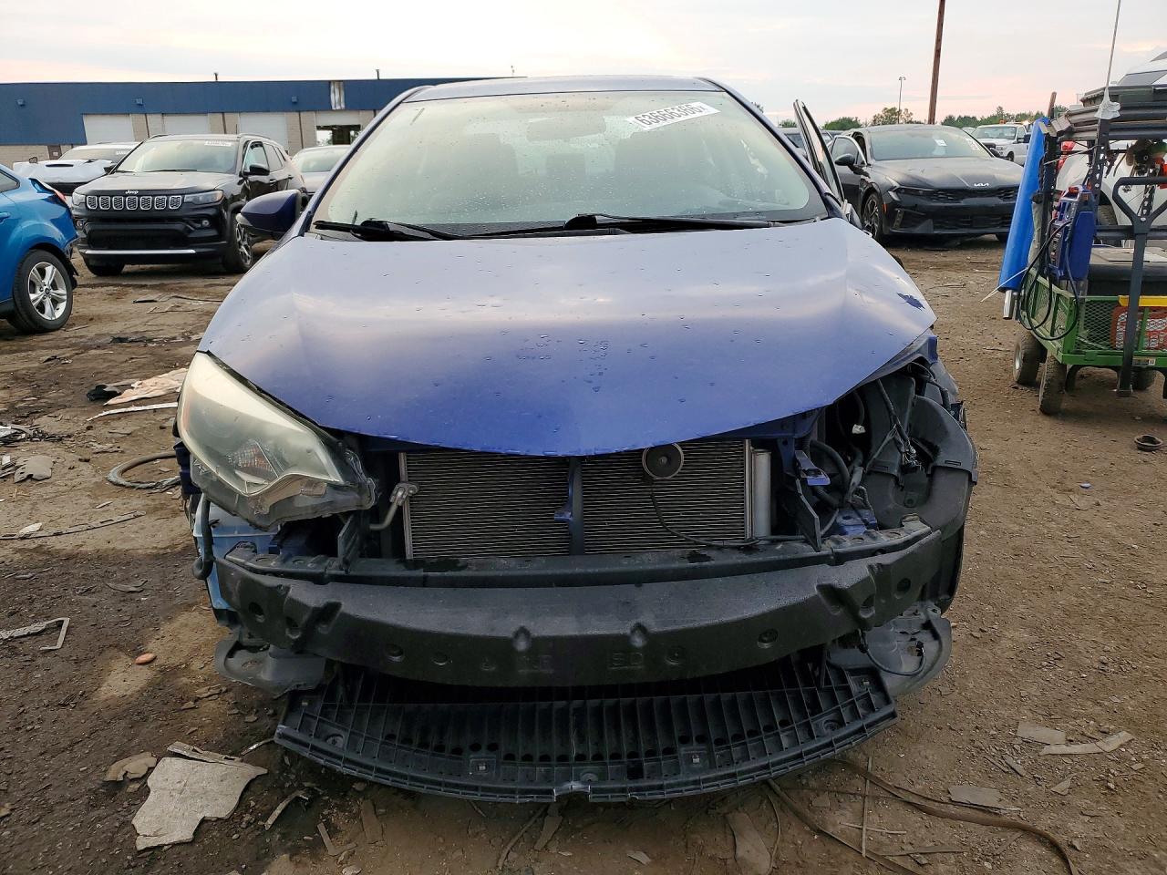 2015 Toyota Corolla S Plus Blue vin: 2T1BURHE9FC255102