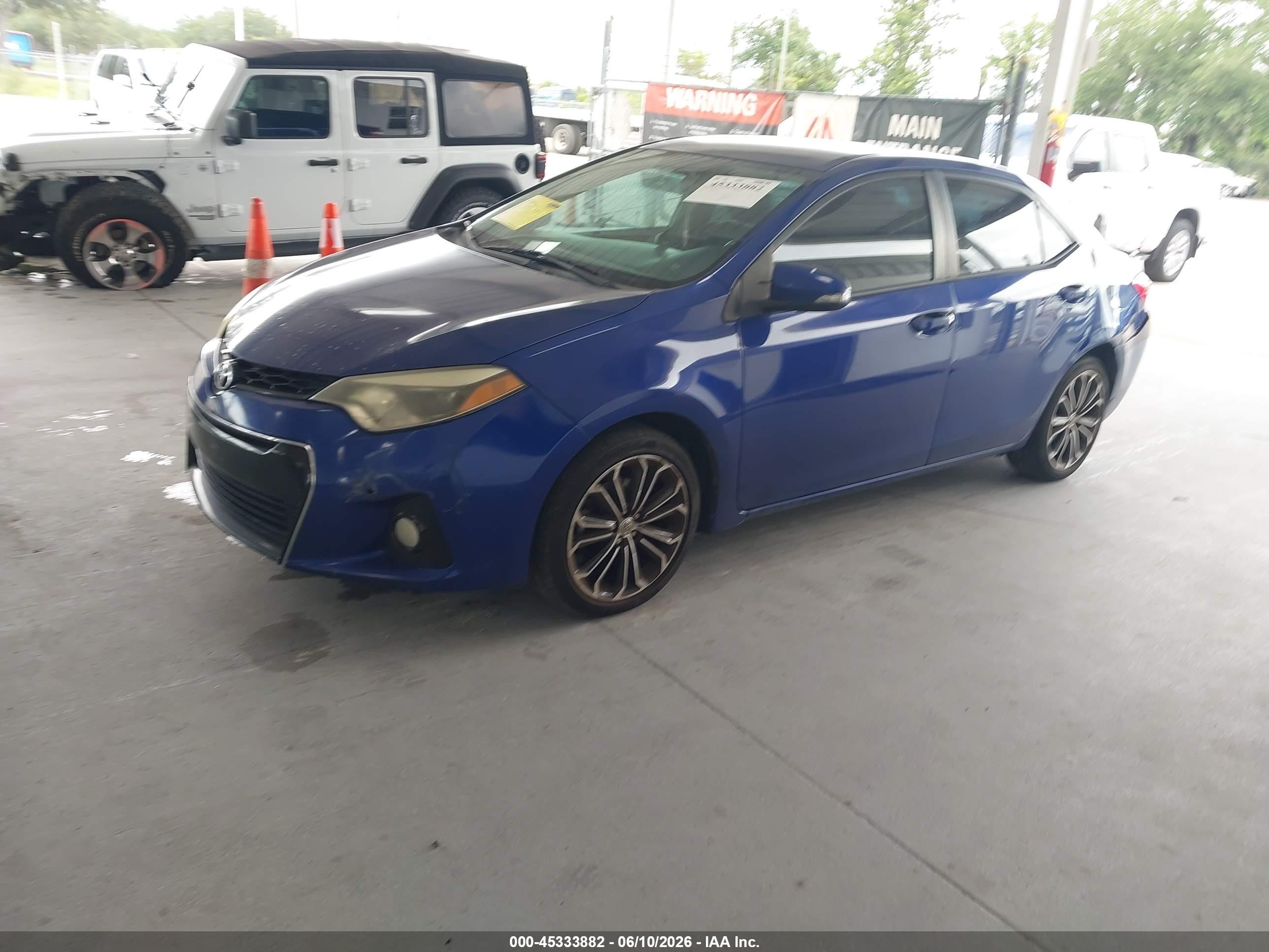 2015 Toyota Corolla S Plus Blue vin: 2T1BURHE9FC263295