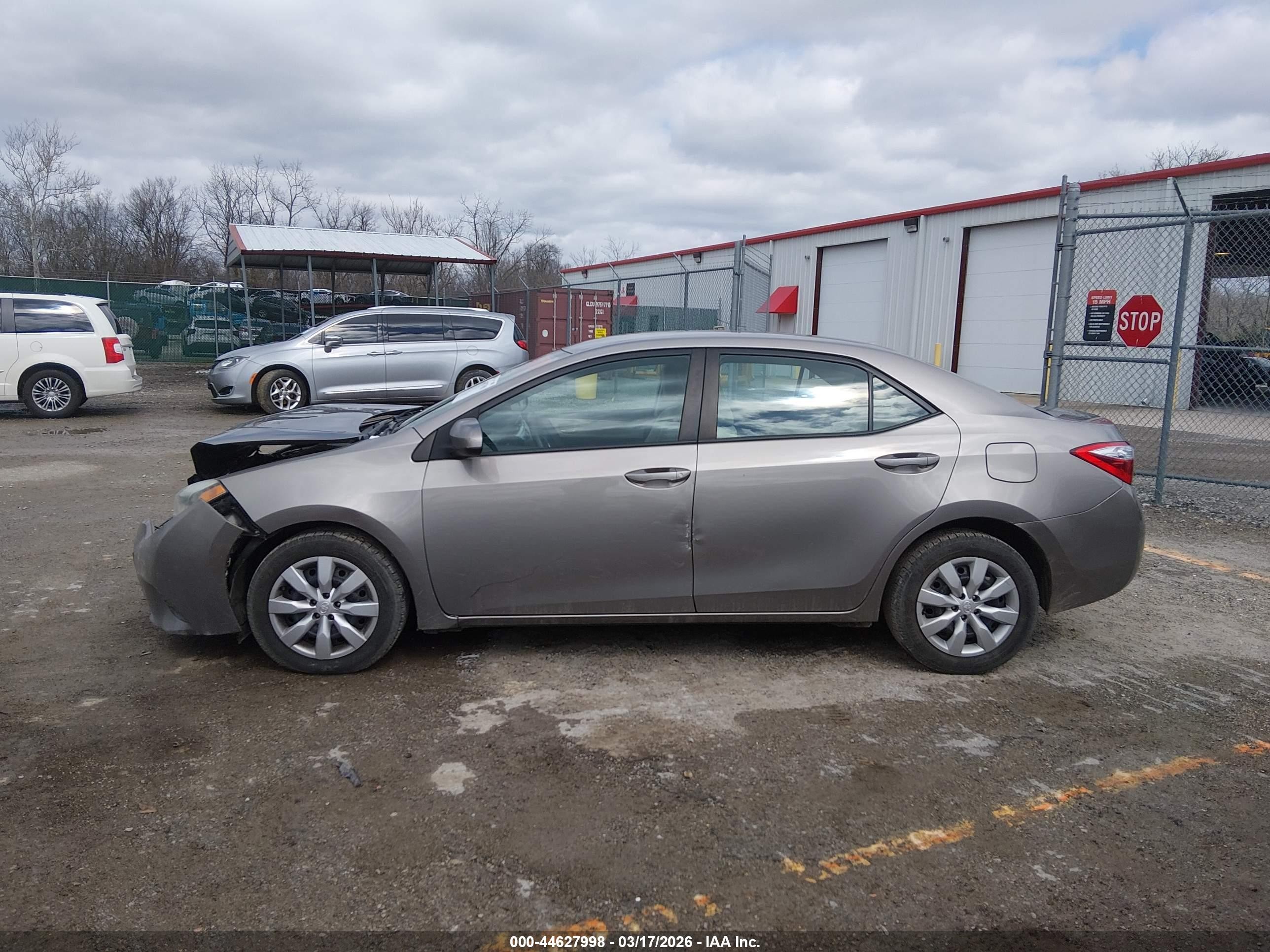 2015 Toyota Corolla Le Серый vin: 2T1BURHE9FC265287
