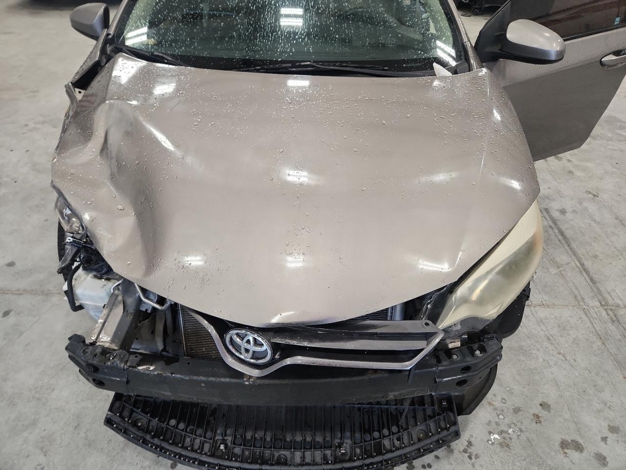 2015 Toyota Corolla Le Серый vin: 2T1BURHE9FC266536